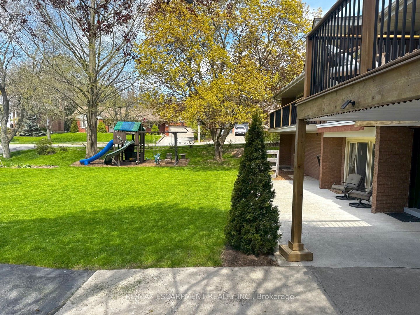 81 Thomson Drive Property Photo 49