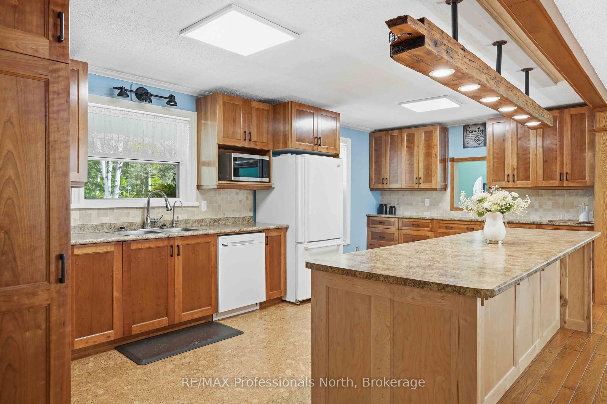 2593 Brunel Road Property Photo 29