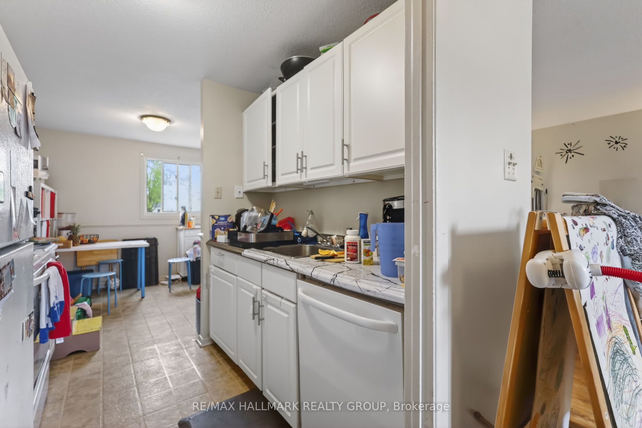52 Thistledown Court Property Photo 11
