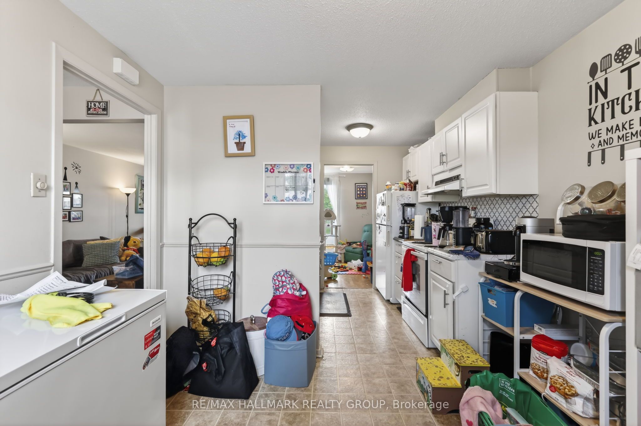 52 Thistledown Court Property Photo 14