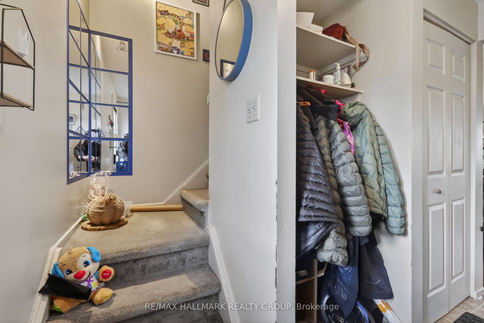 52 Thistledown Court Property Photo 17