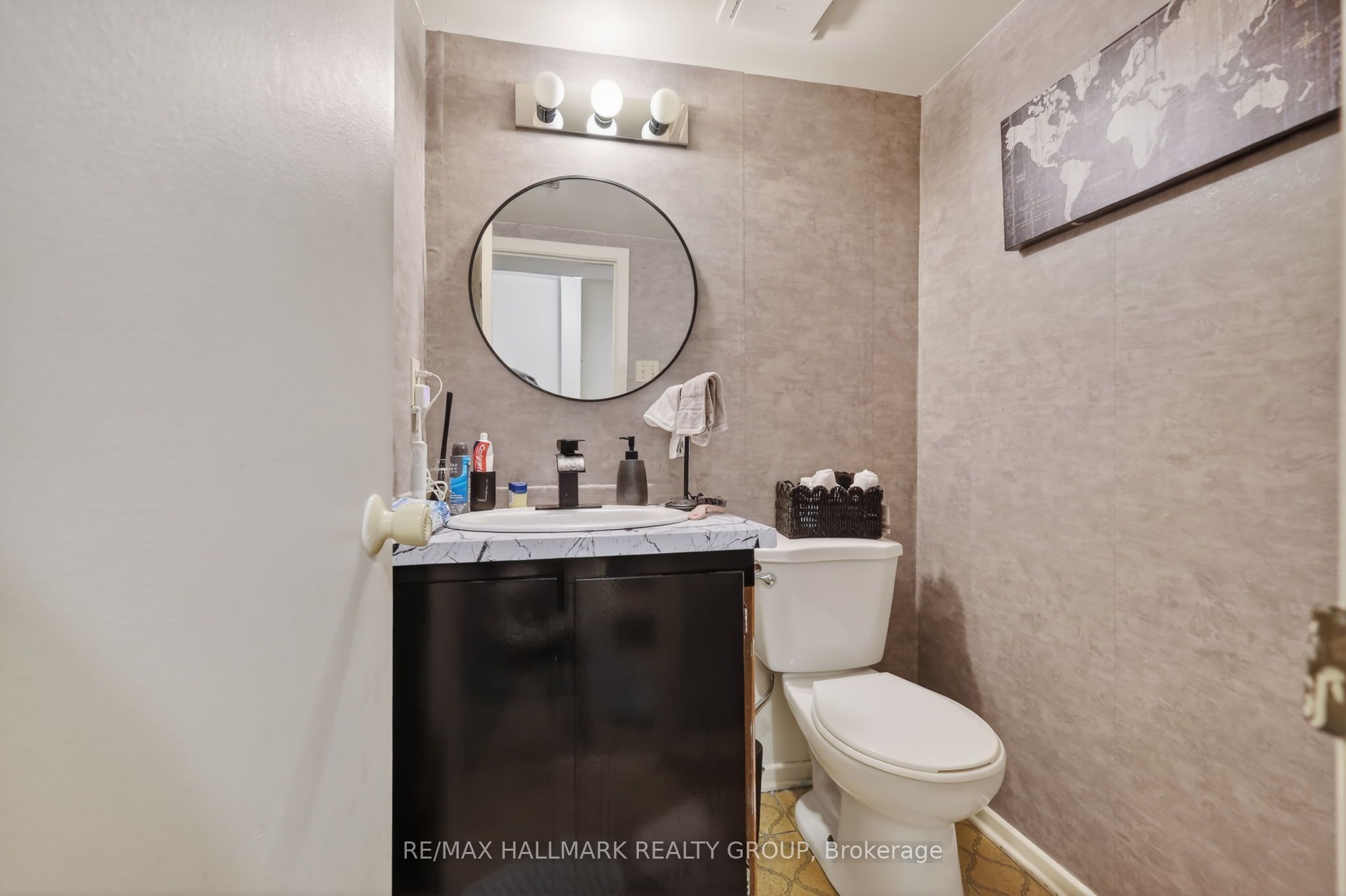 52 Thistledown Court Property Photo 25