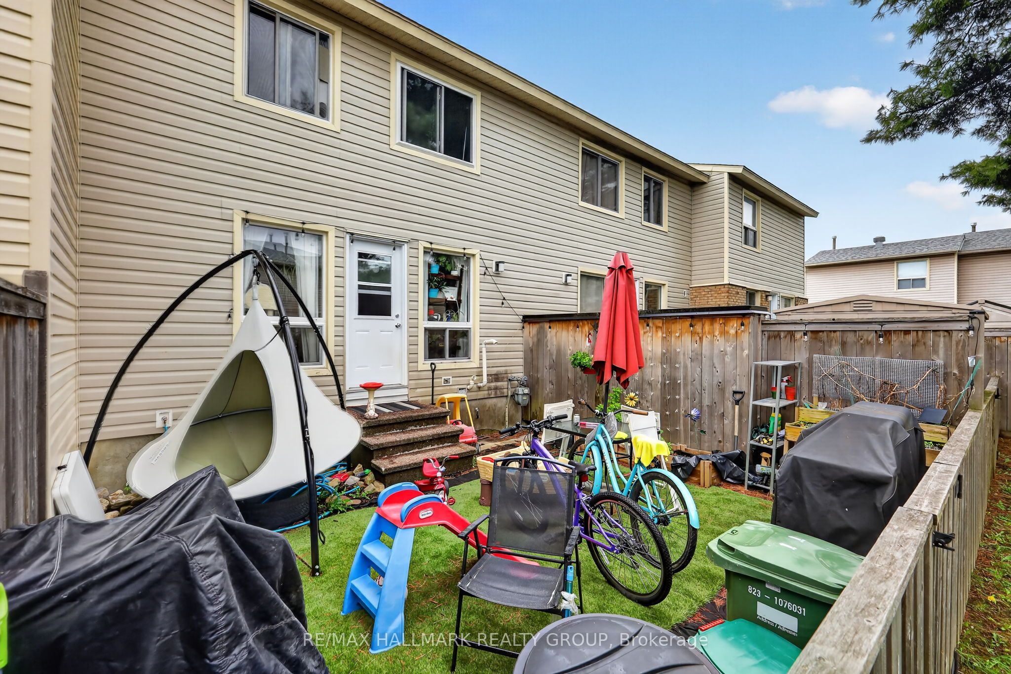 52 Thistledown Court Property Photo 30