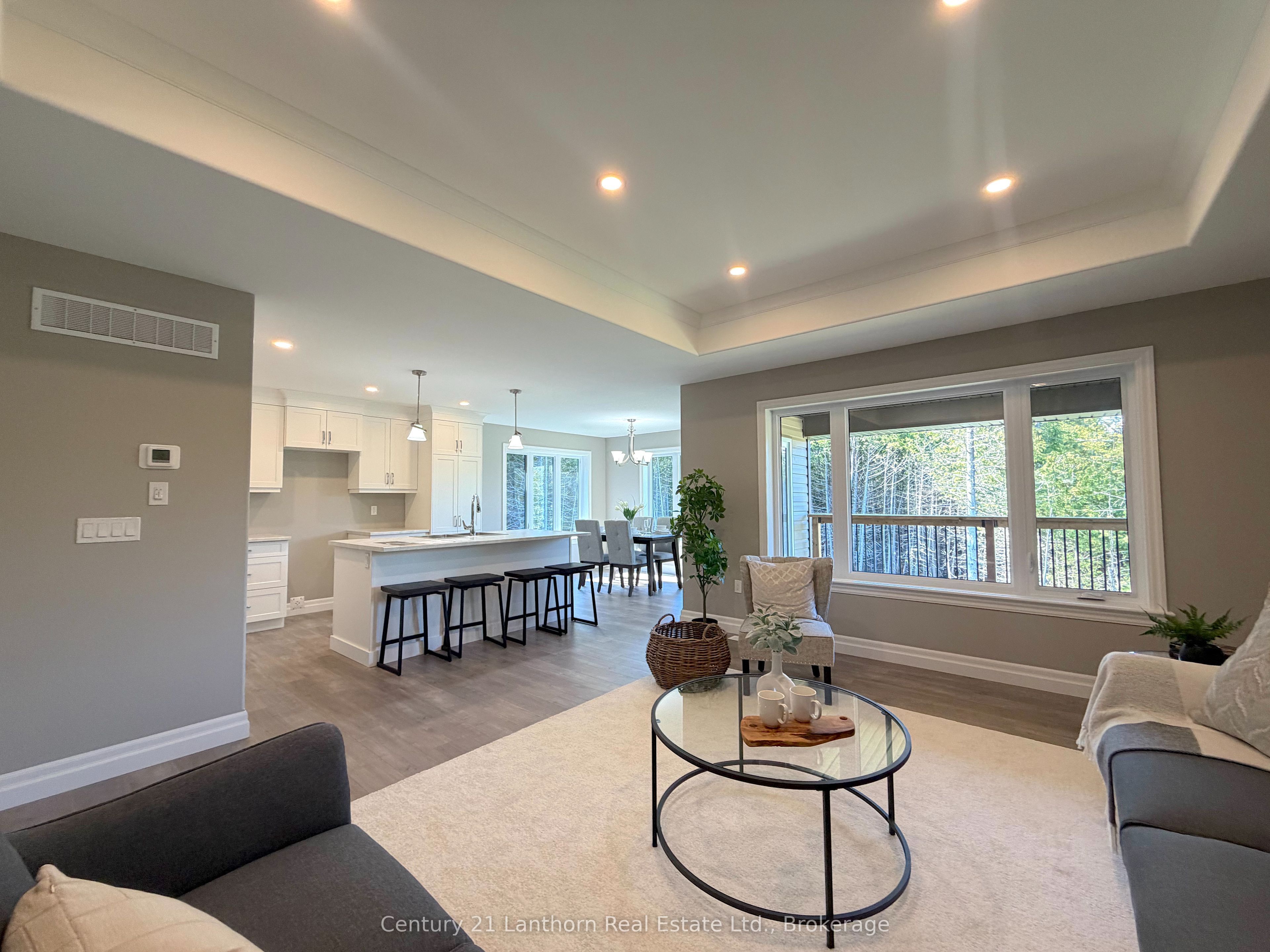 811 Black Road Property Photo 6