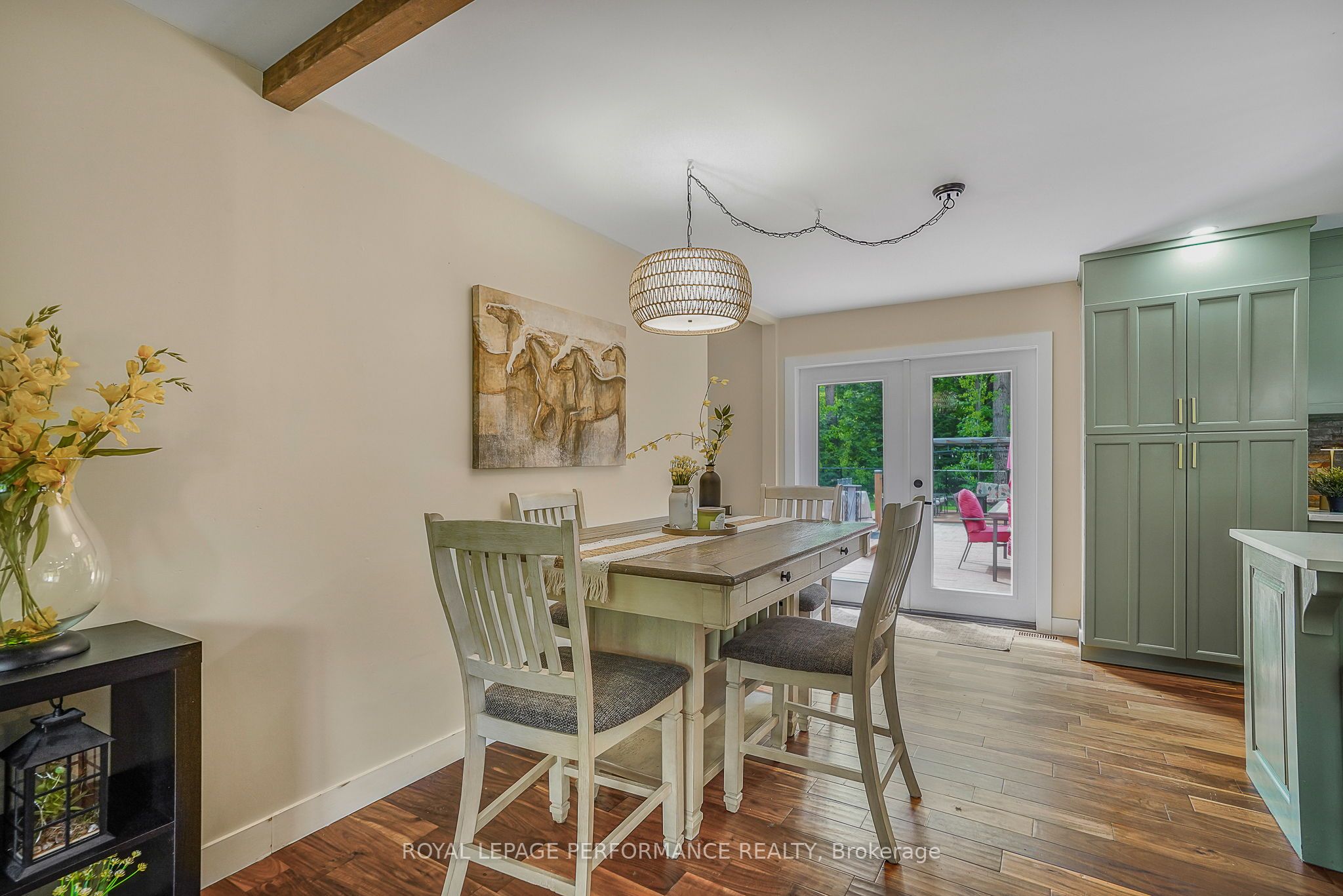 1420 Lacroix Road Property Photo 8