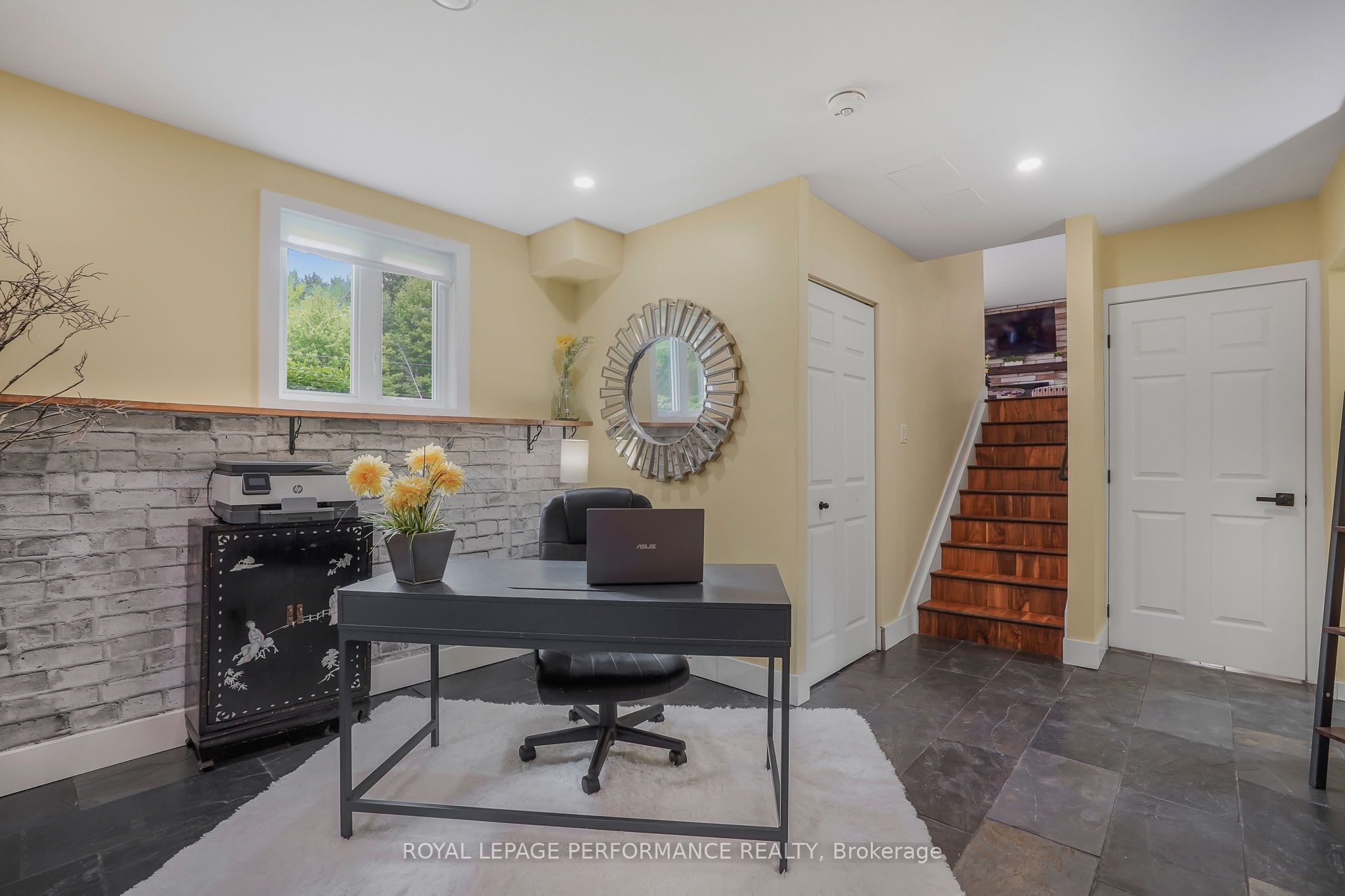 1420 Lacroix Road Property Photo 25