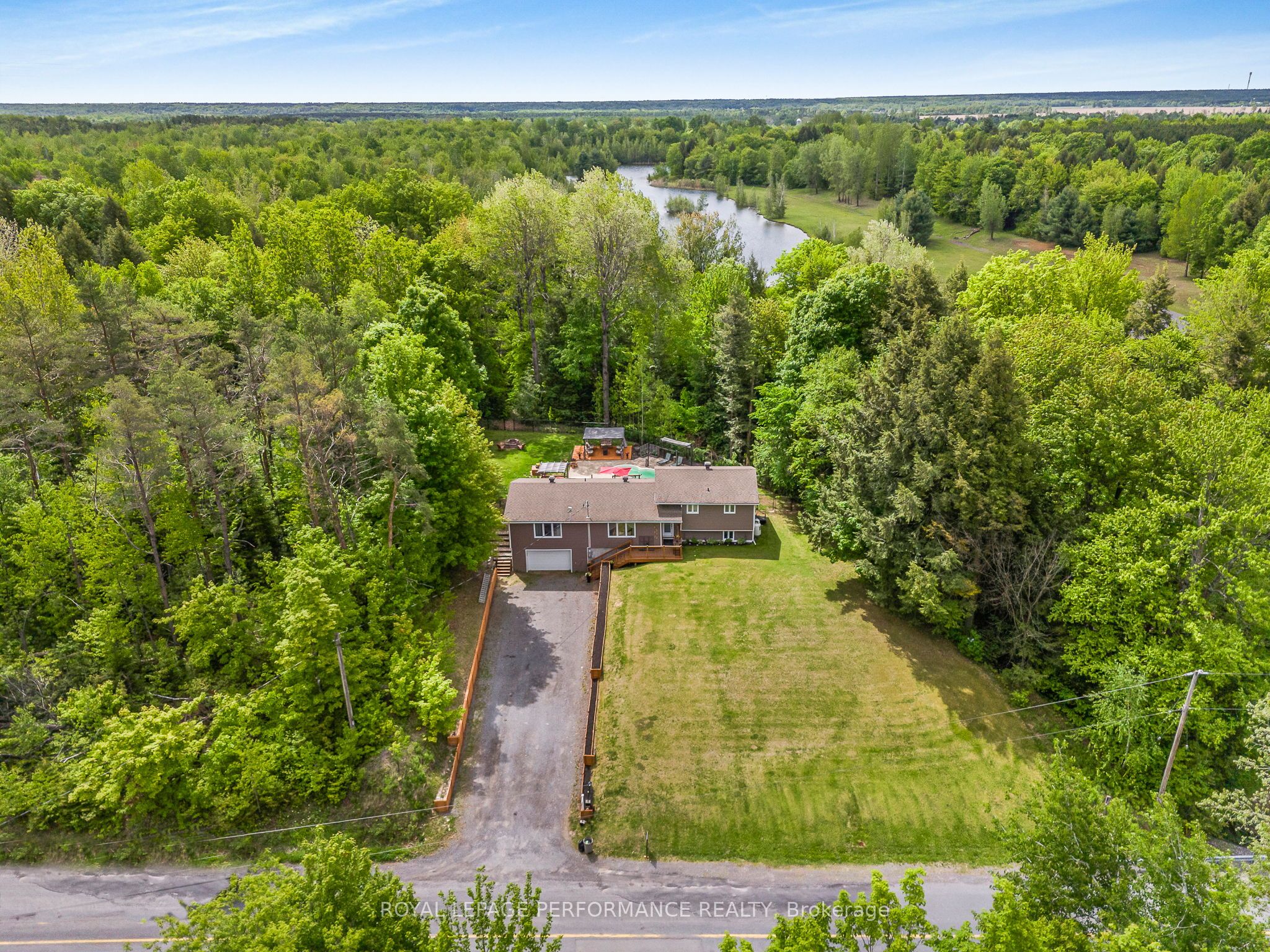 1420 Lacroix Road Property Photo 35