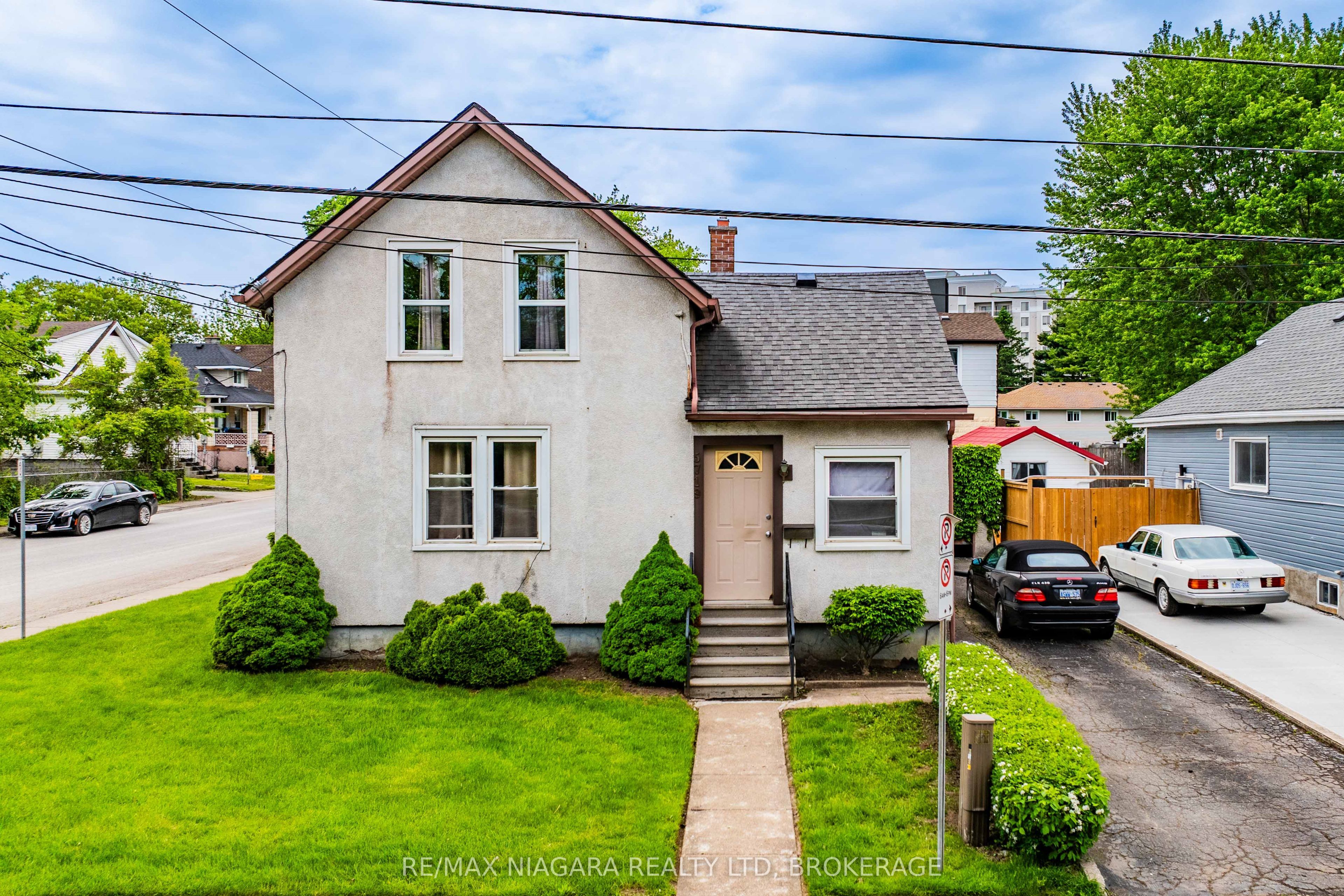5719 Temperance Avenue E Property Photo 1
