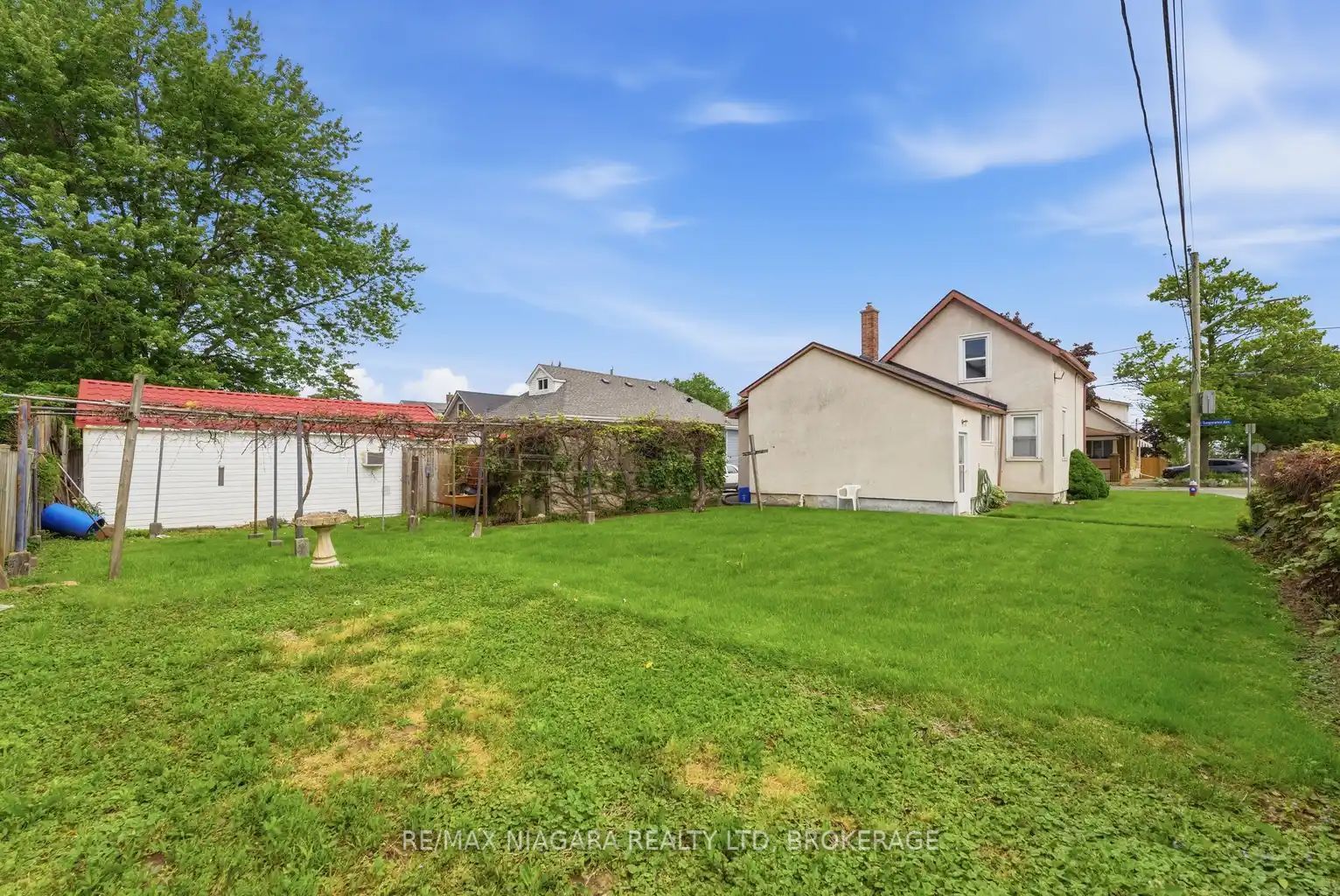 5719 Temperance Avenue E Property Photo 33