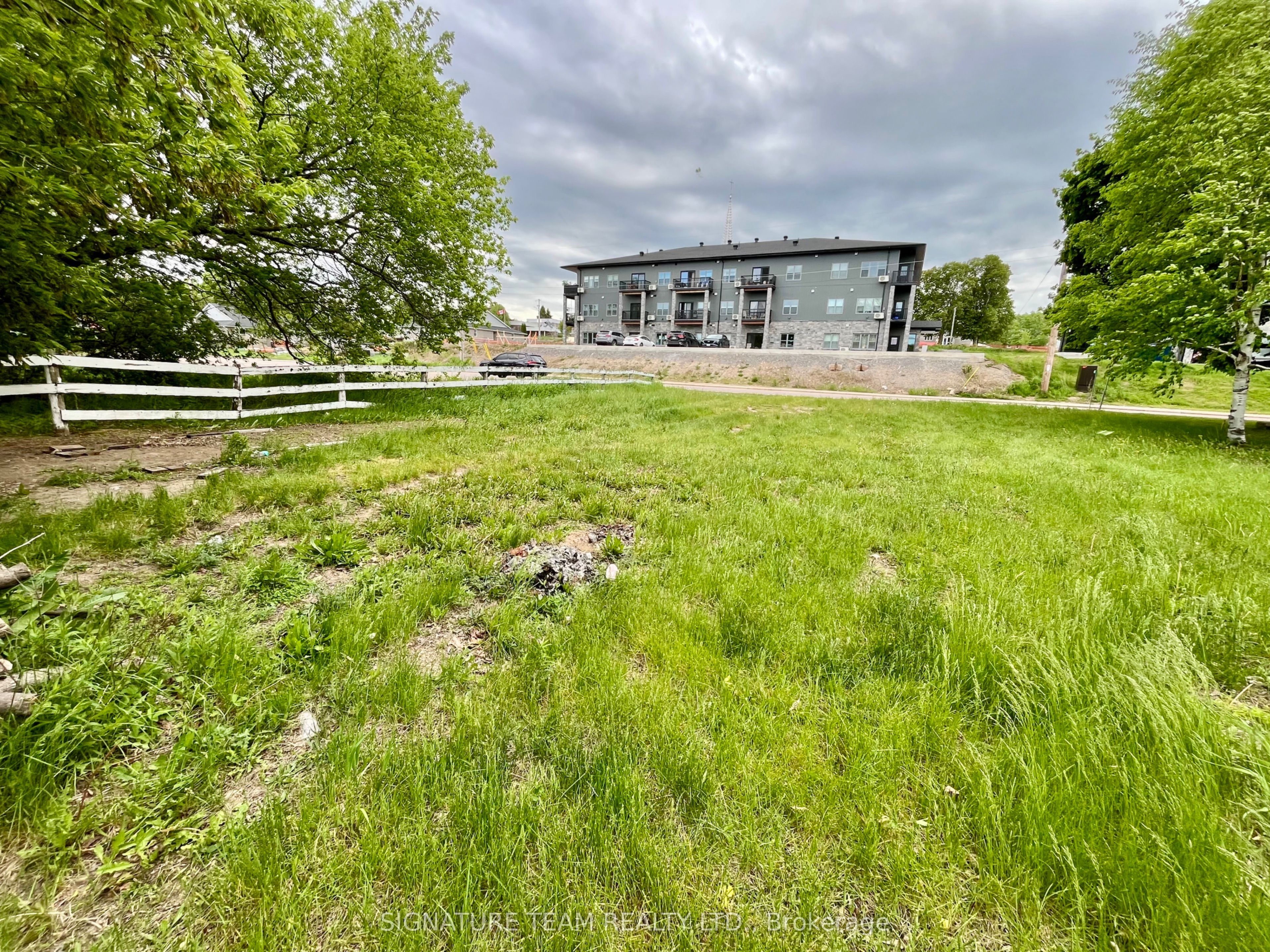 97 Queen Street Property Photo 6
