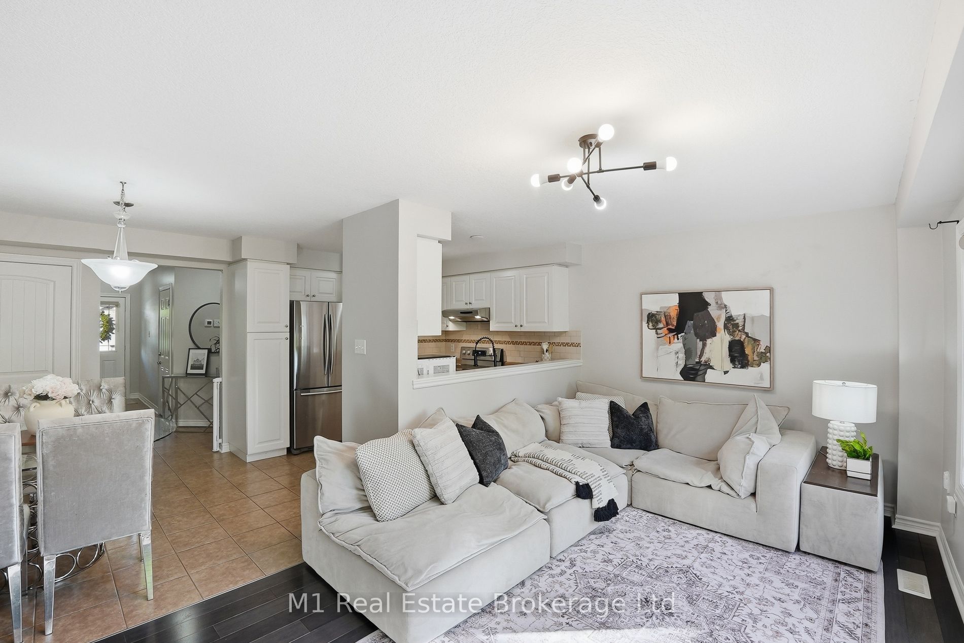 22 Lambeth Way Property Photo 9