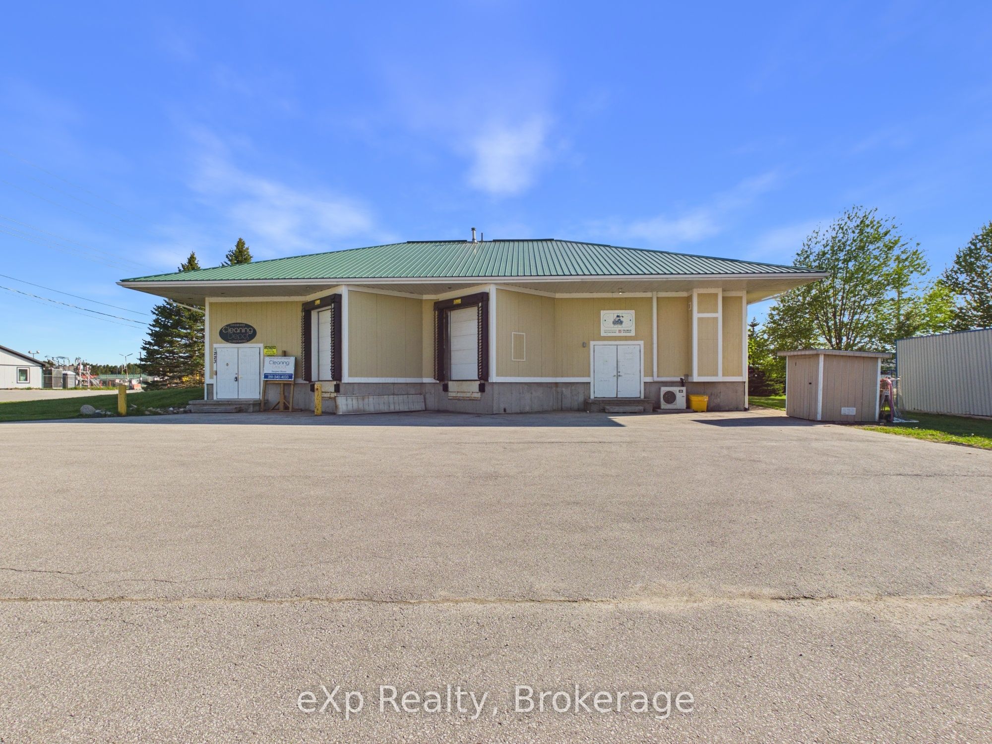 1223 Mackenzie Road Property Photo 4