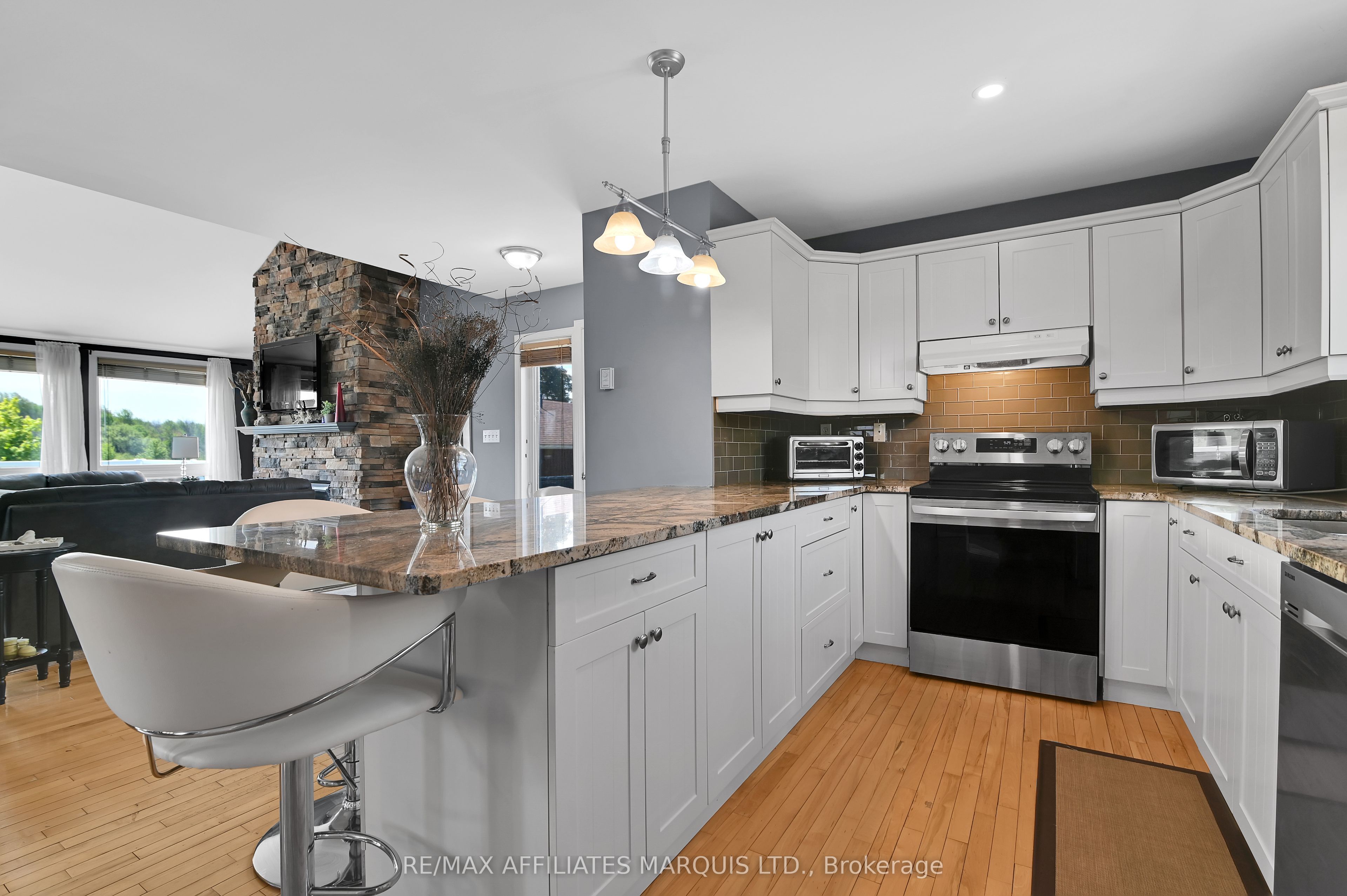 19414 Malibu Lane Property Photo 15