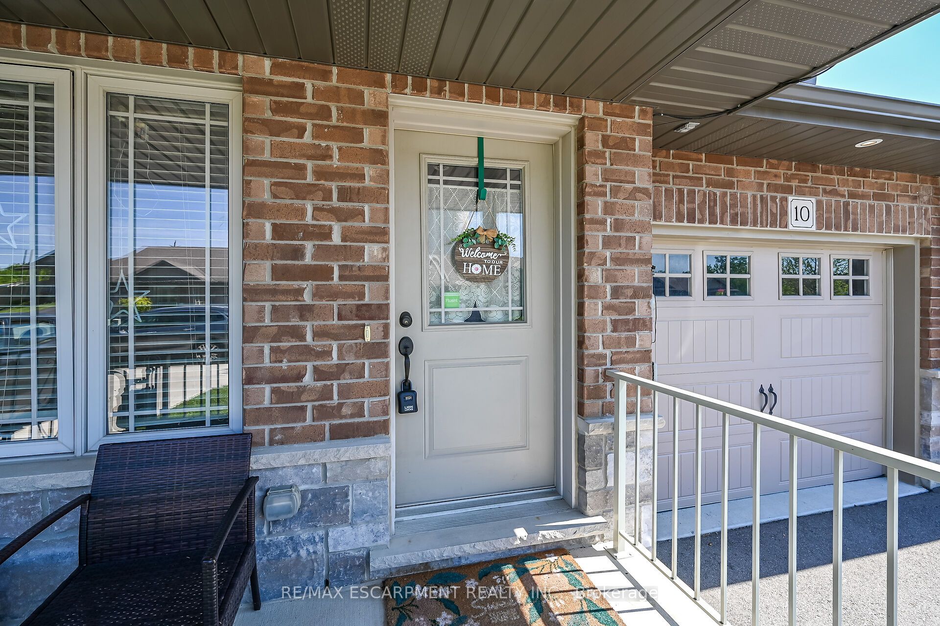 10 Emily Street Property Photo 6