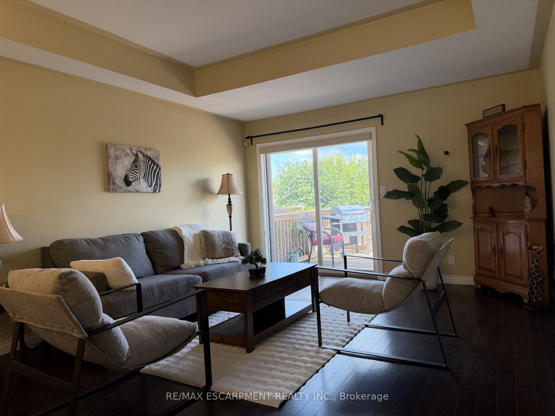 10 Emily Street Property Photo 25