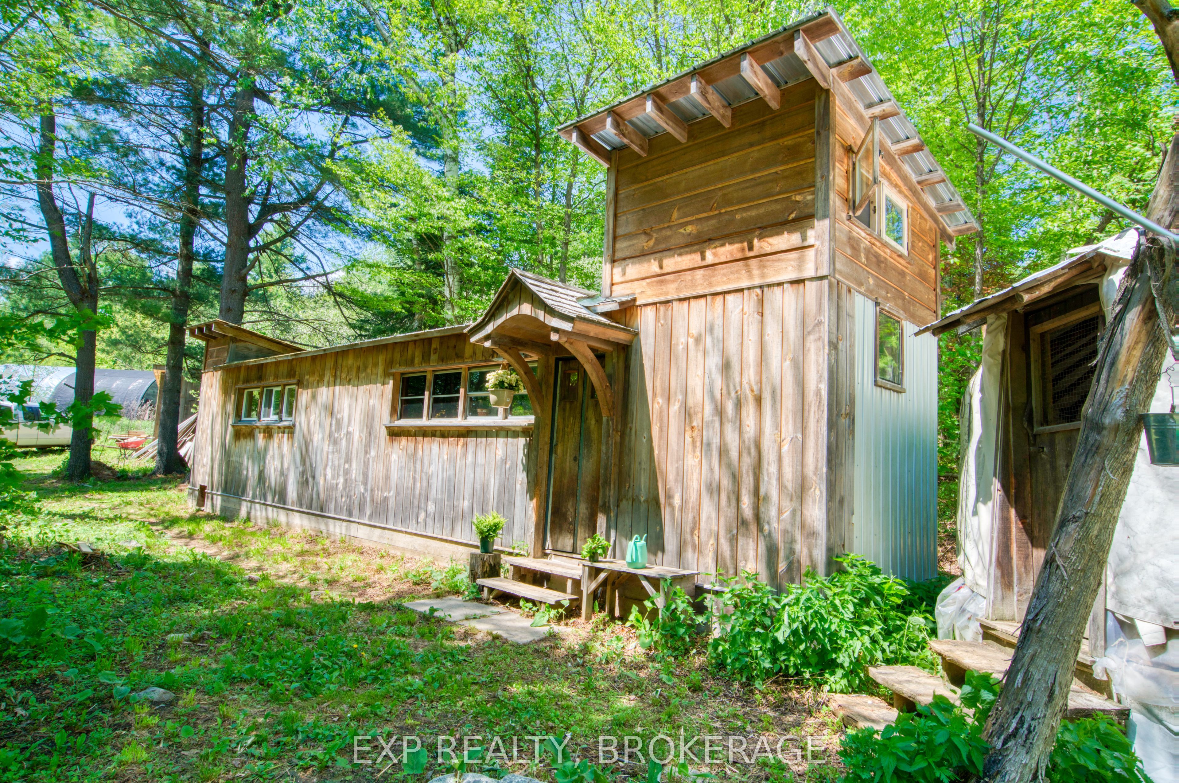 1563 Clarendon Road Property Photo 1