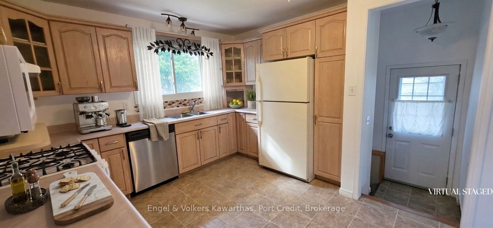 75 North Park Gardens Property Photo 6