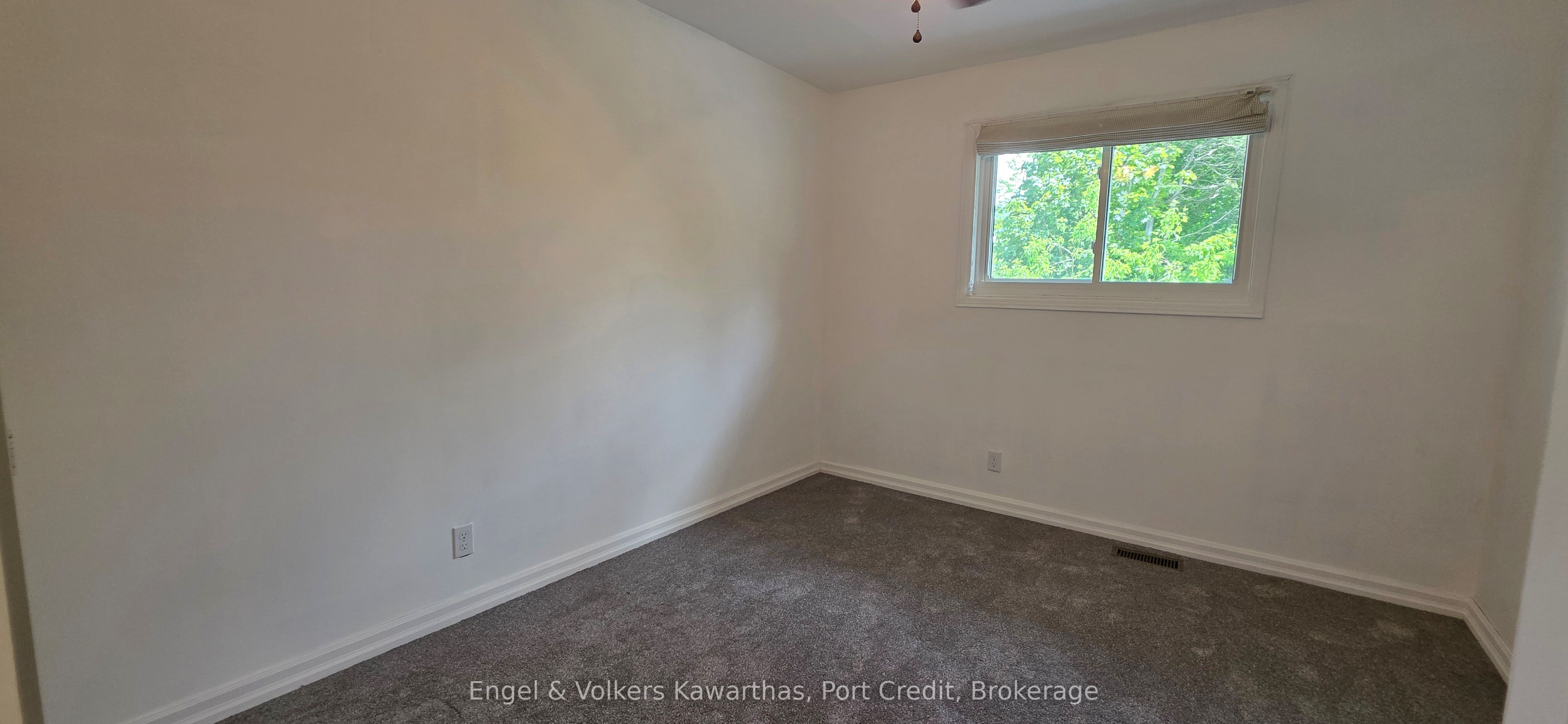 75 North Park Gardens Property Photo 11