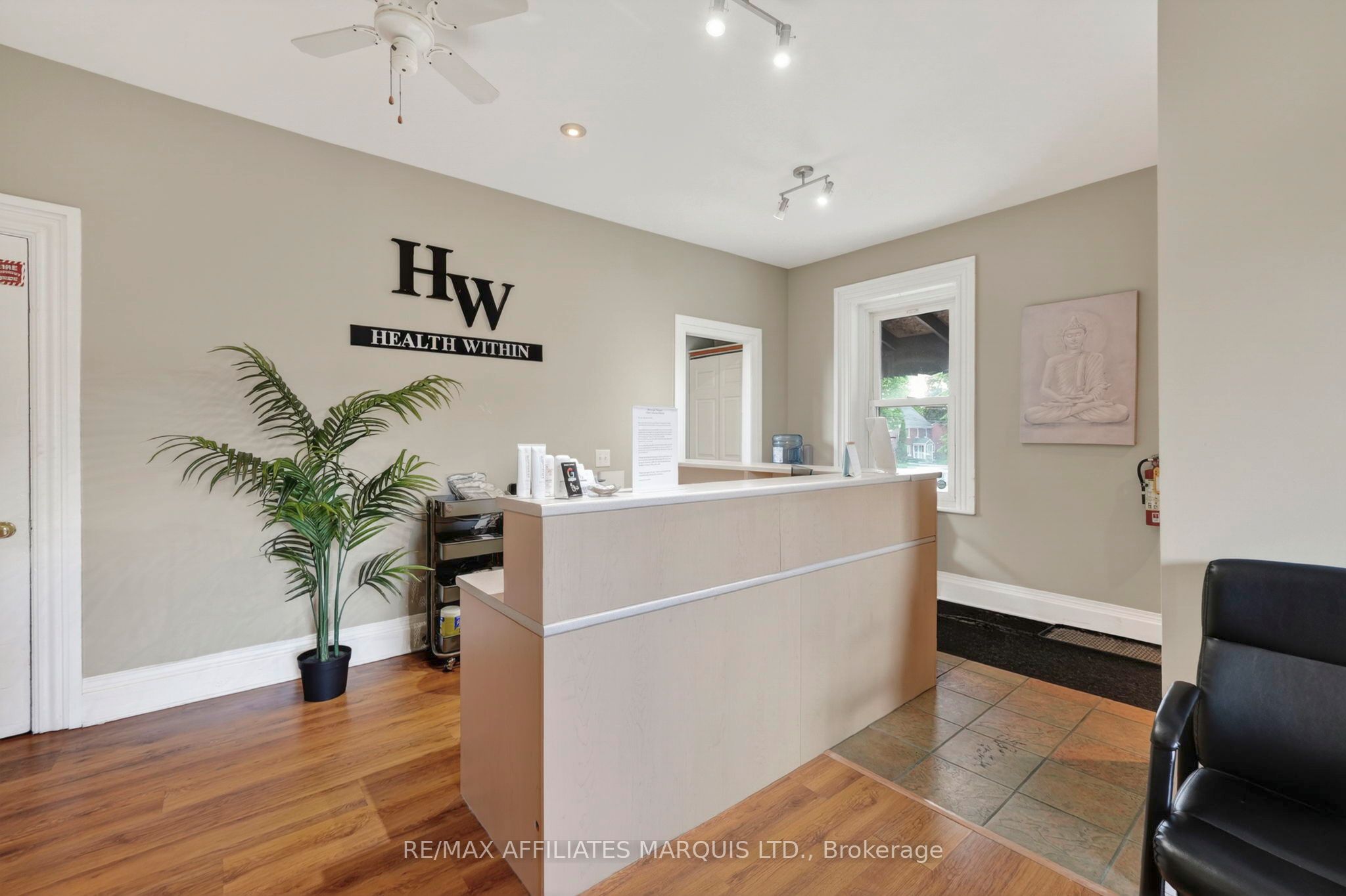 105 5th Street E Property Photo 6