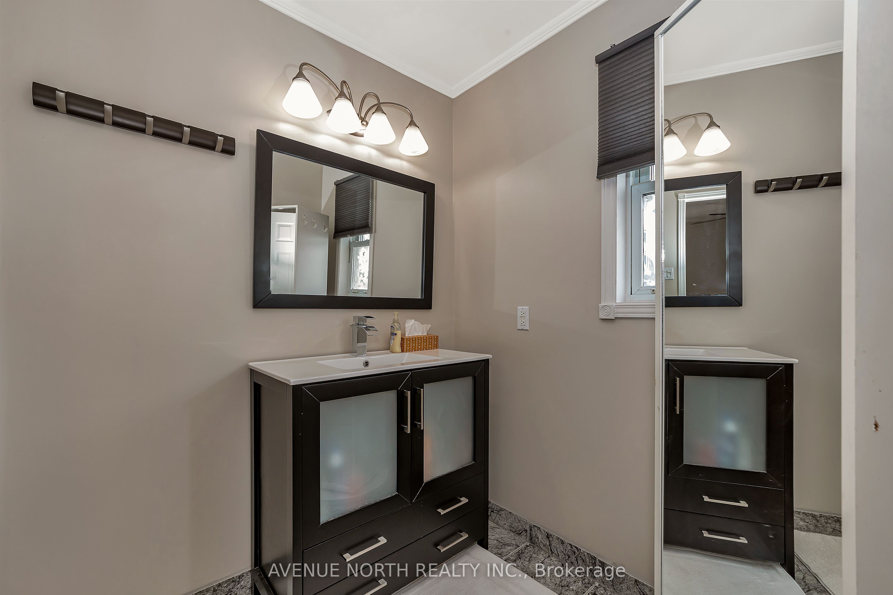 21 Pilon Street Property Photo 5