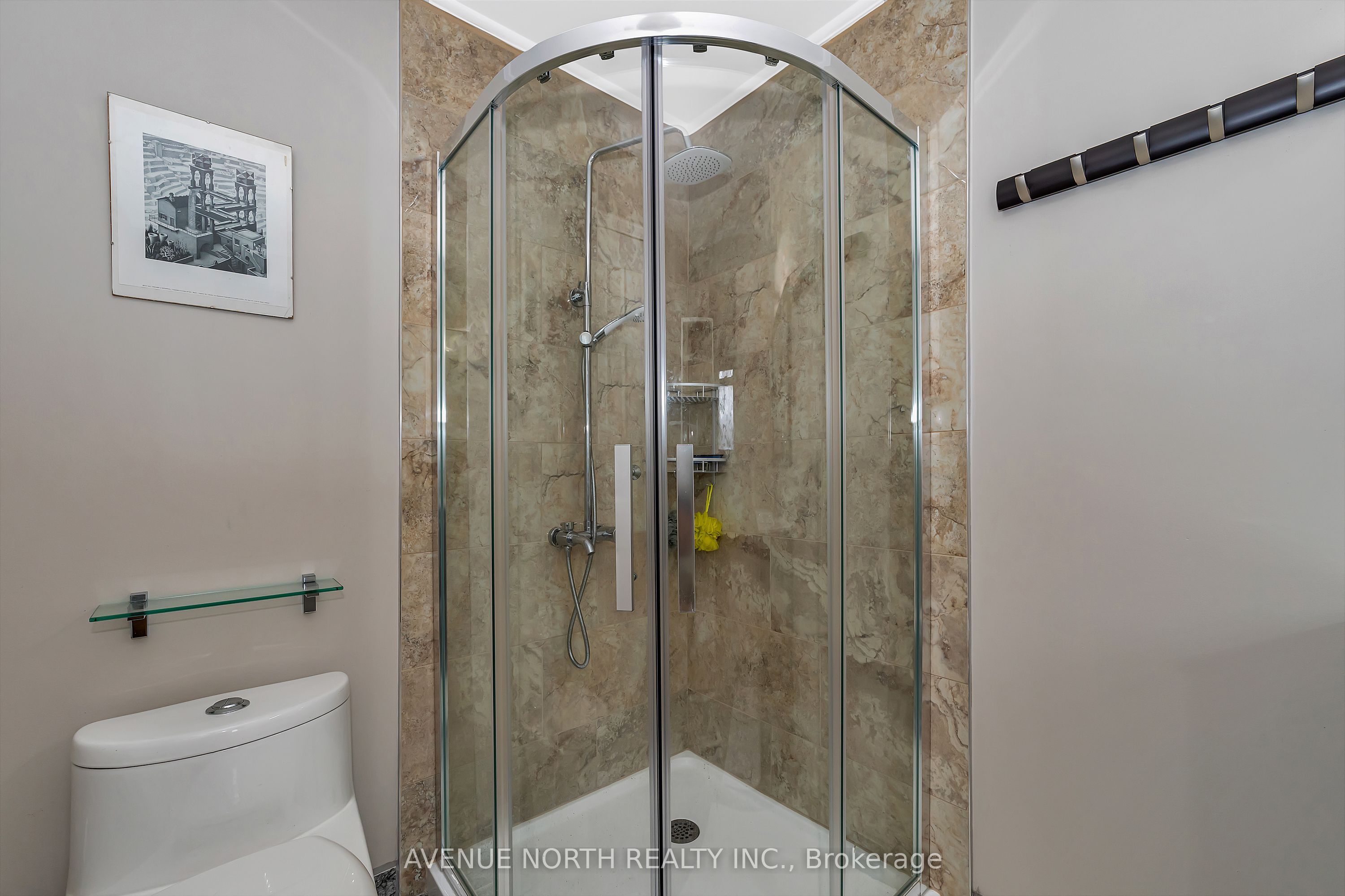 21 Pilon Street Property Photo 6