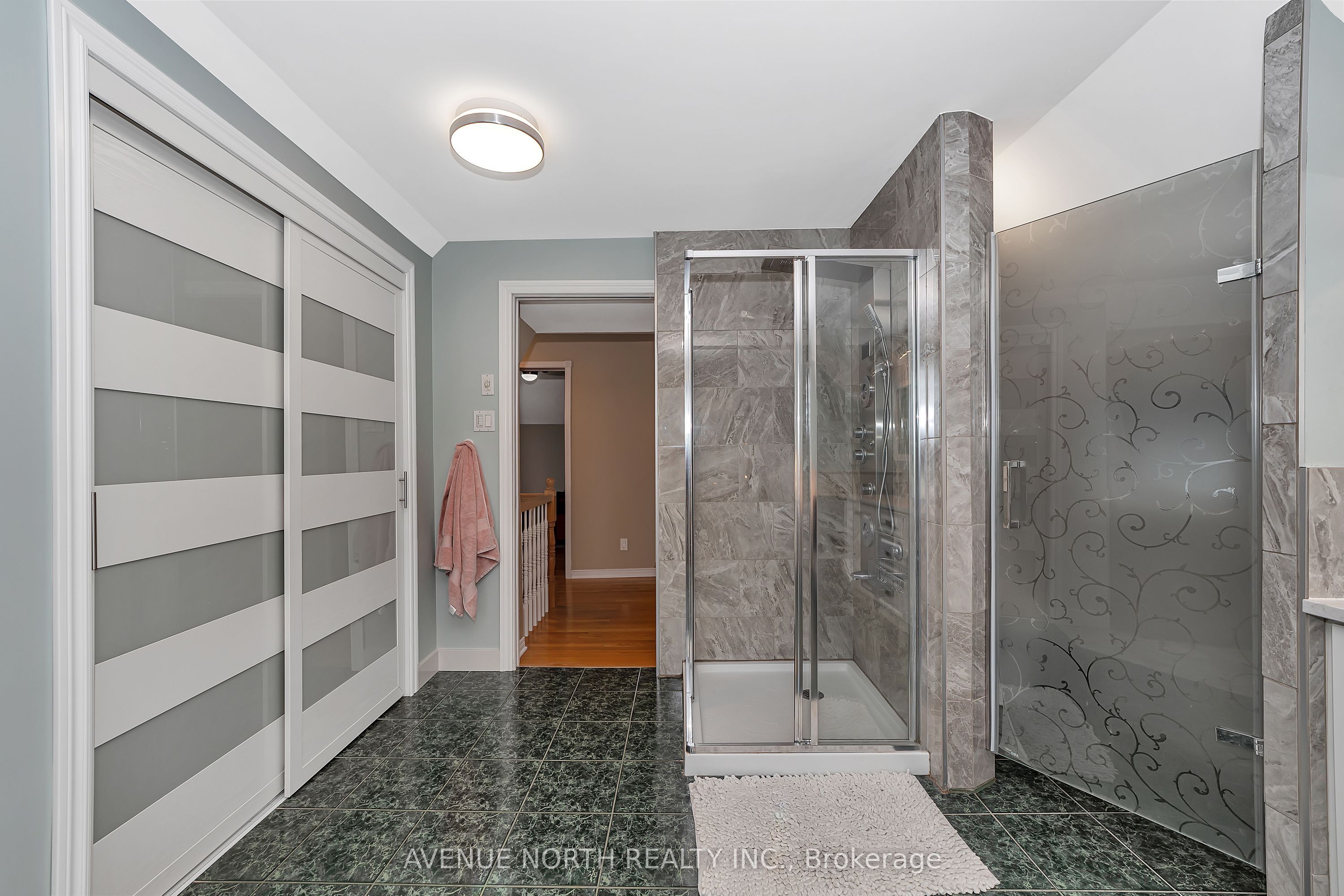 21 Pilon Street Property Photo 19