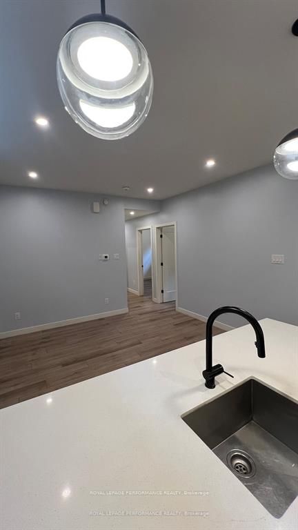 189 Unit A Stanley Avenue Property Photo 15