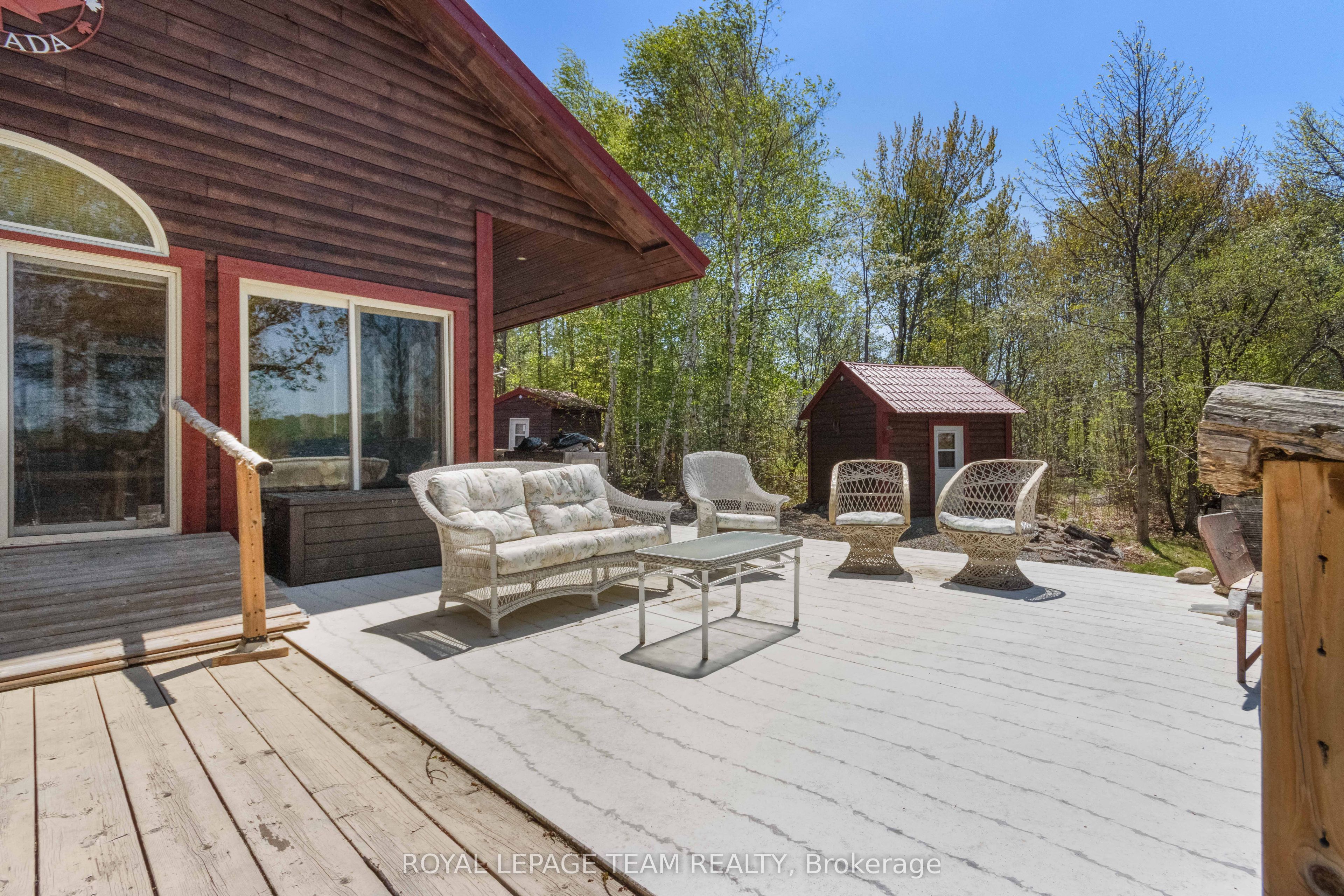 697 Curtiss Road Property Photo 5