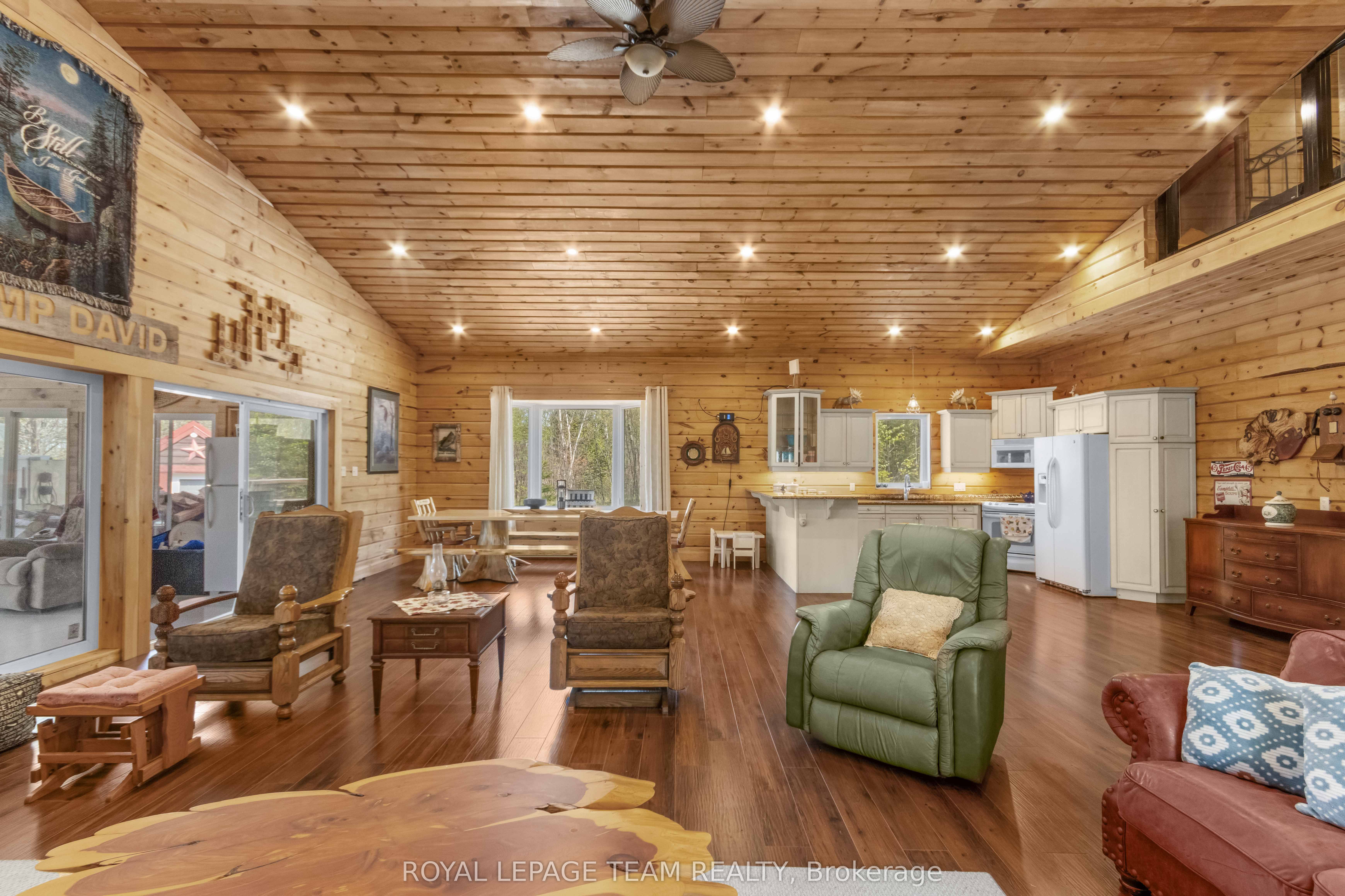 697 Curtiss Road Property Photo 14