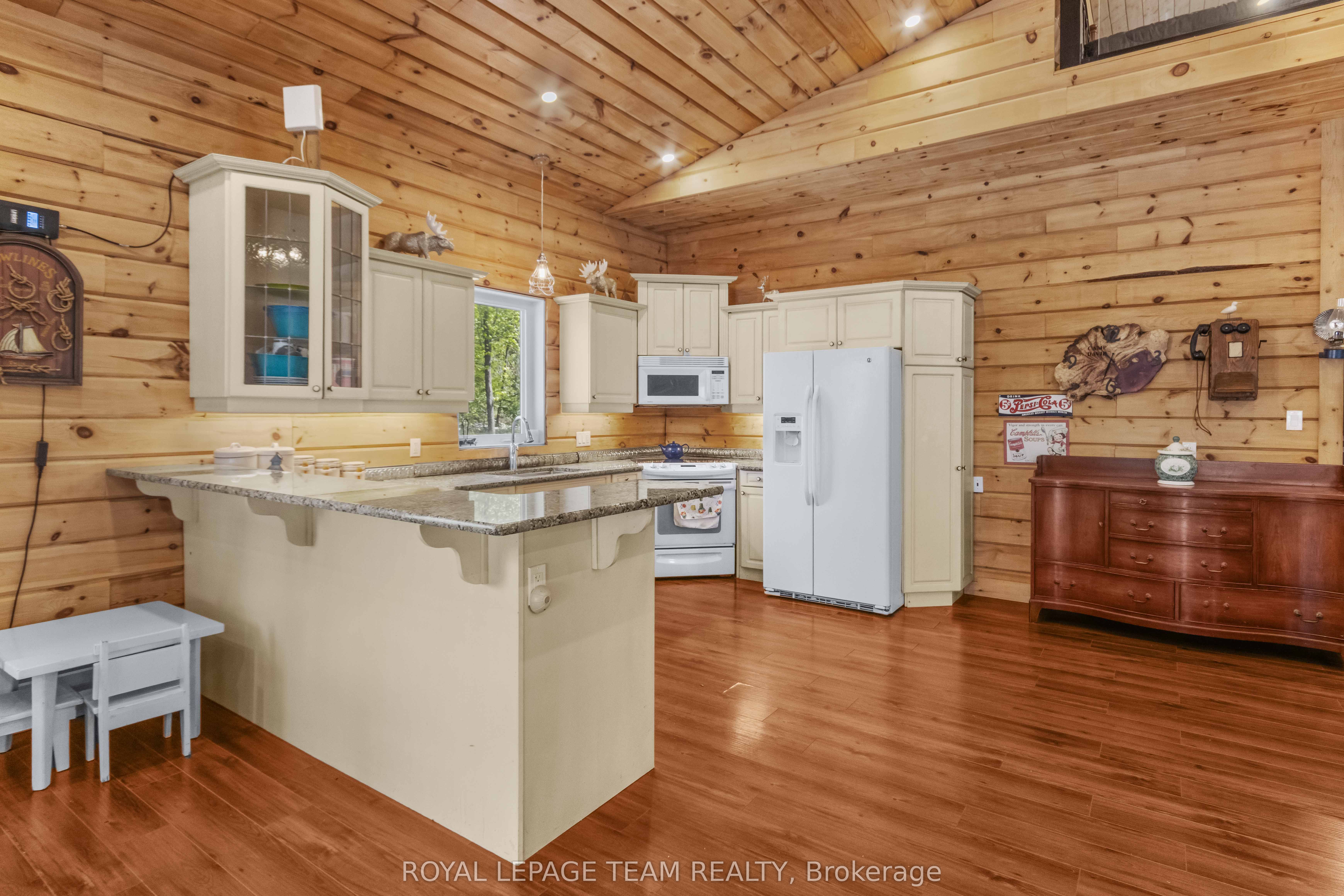 697 Curtiss Road Property Photo 17
