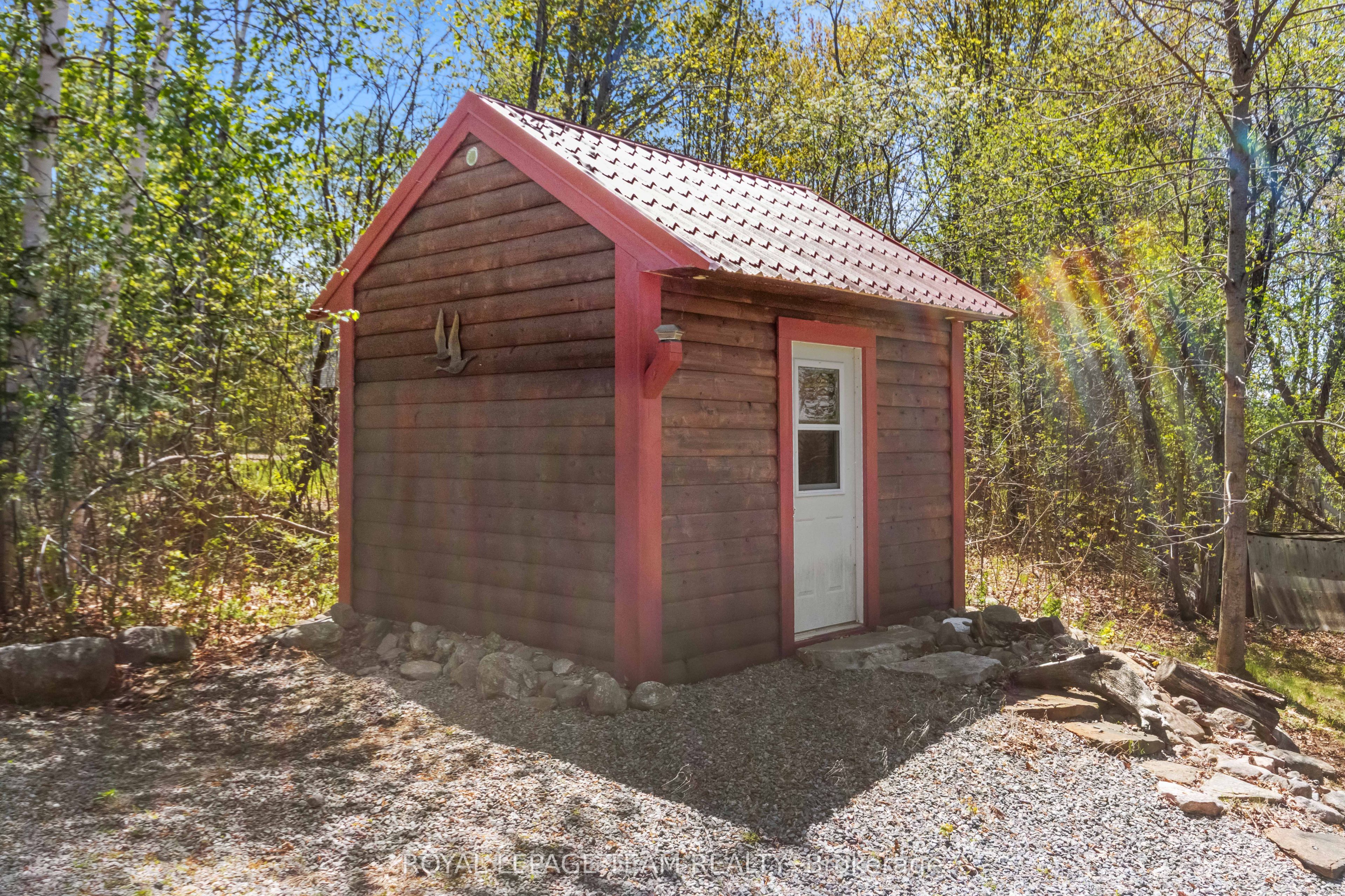 697 Curtiss Road Property Photo 46