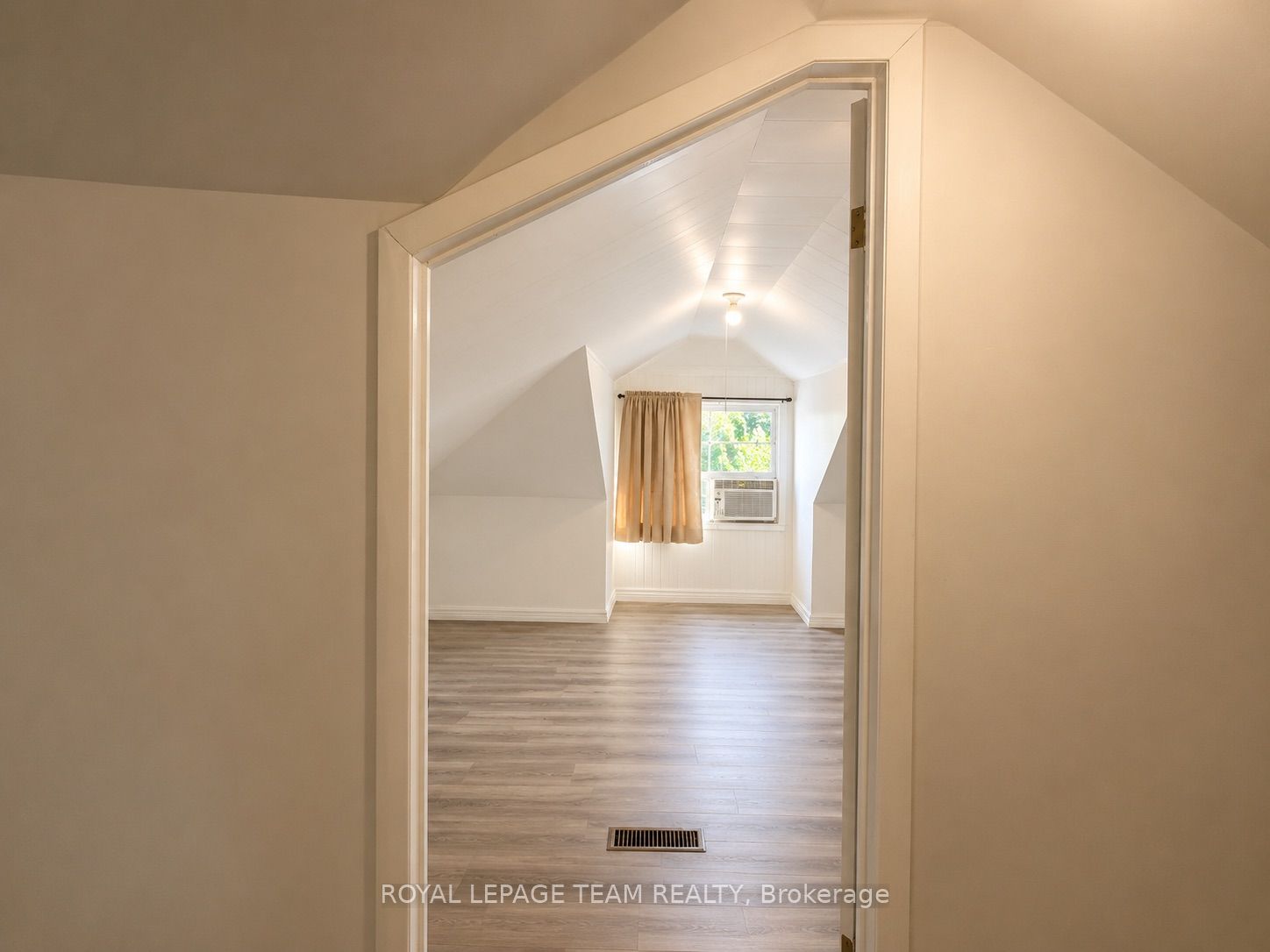 26 Lane Street Property Photo 23