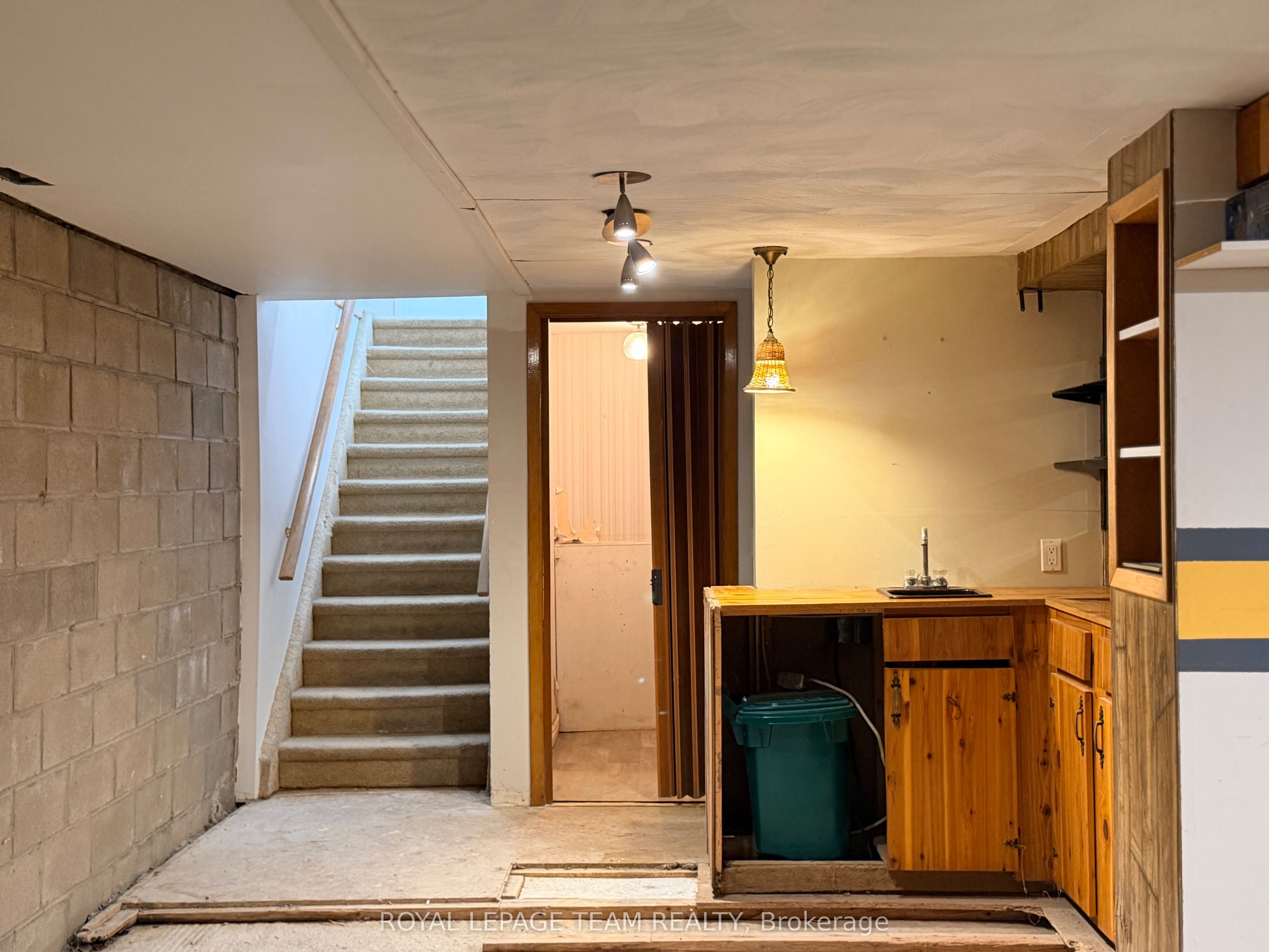 26 Lane Street Property Photo 39