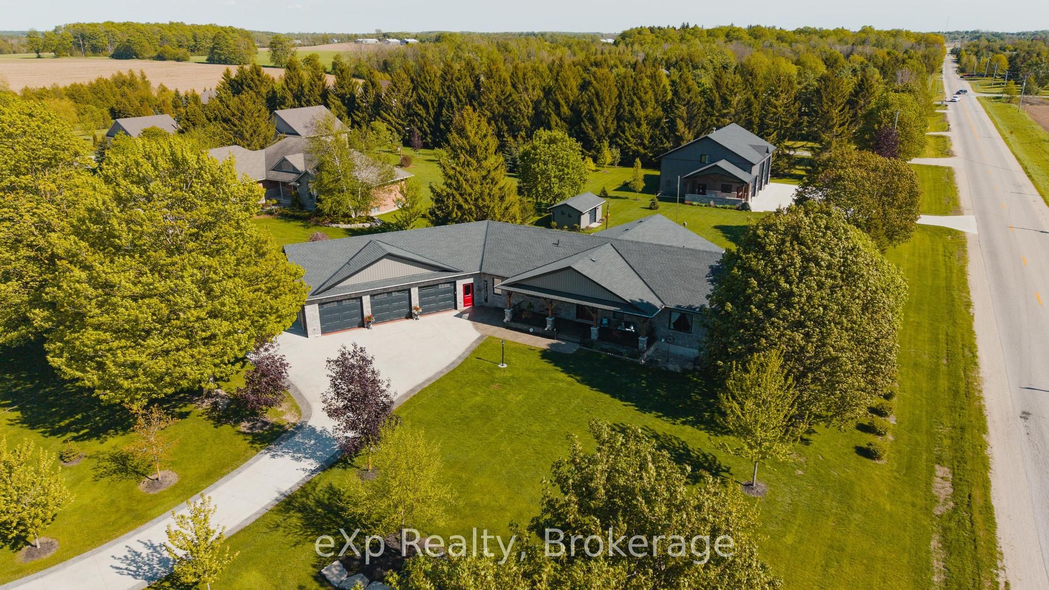 100 Harris Crescent Property Photo 1