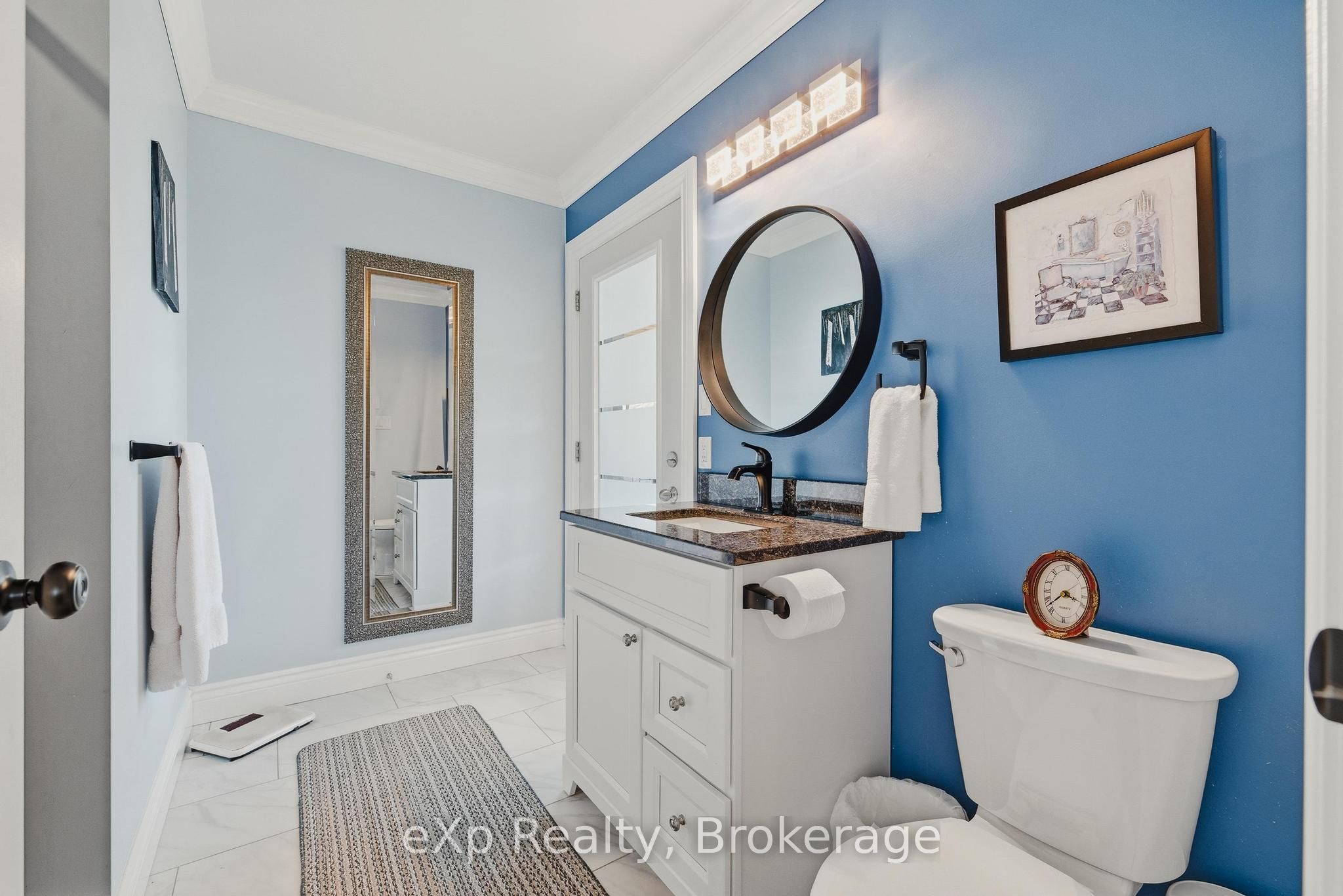 100 Harris Crescent Property Photo 25