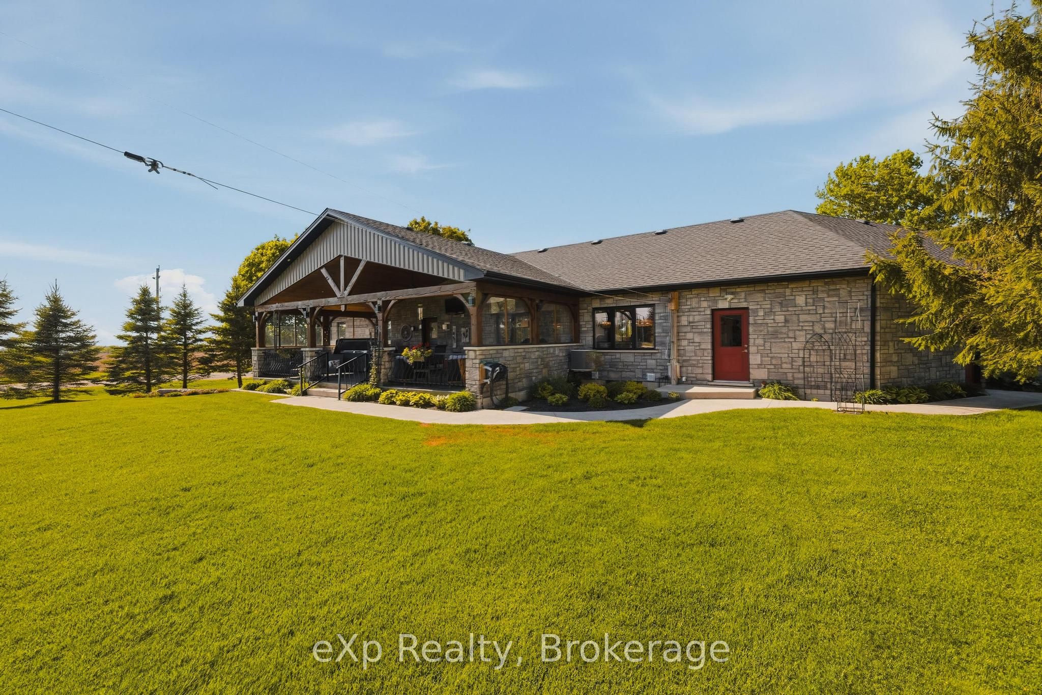100 Harris Crescent Property Photo 36
