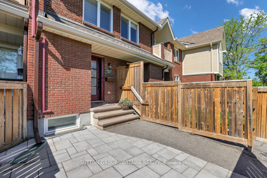 1835 Marsala Crescent 201 Property Photo 45