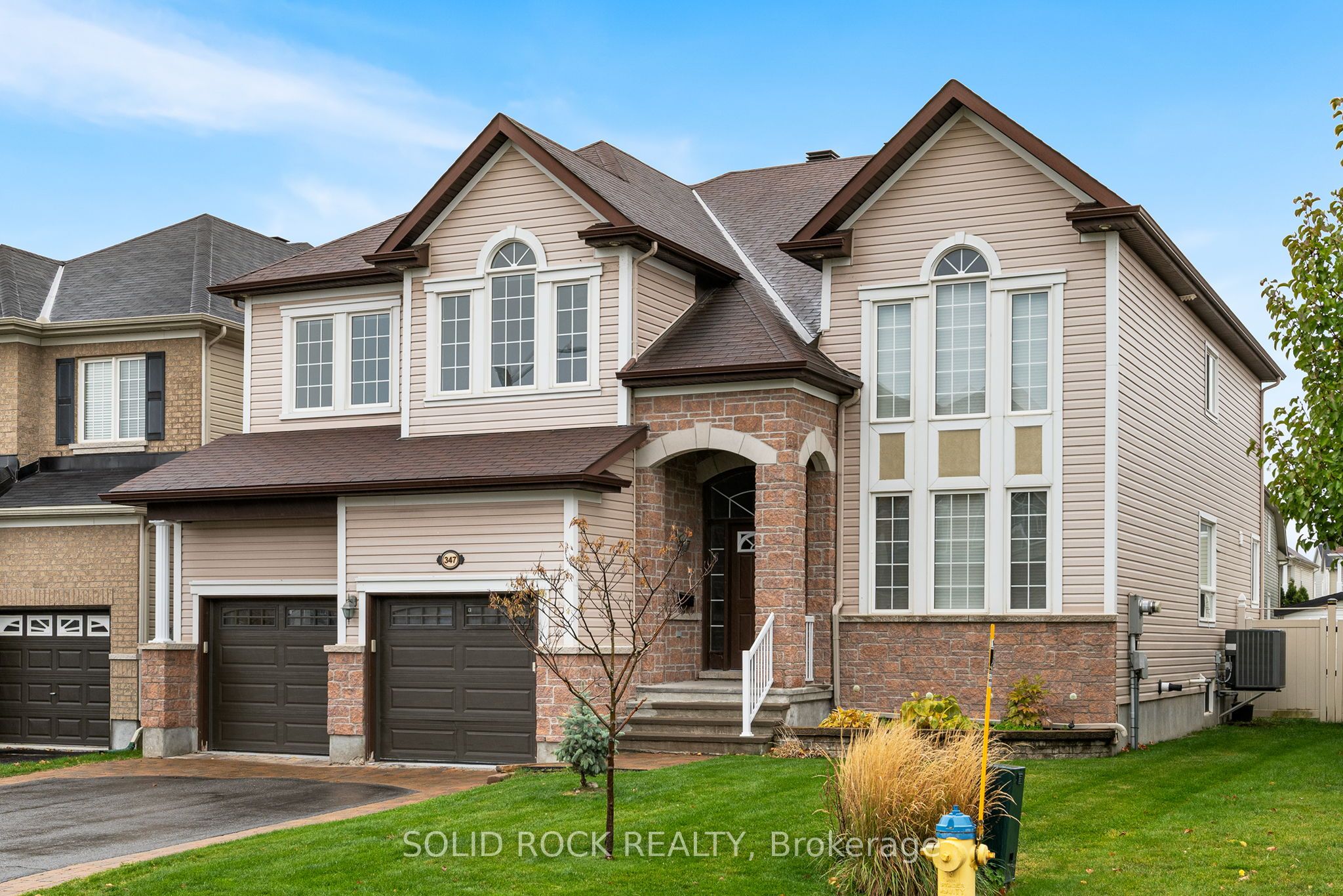 347 Bamburgh Way Property Photo 2