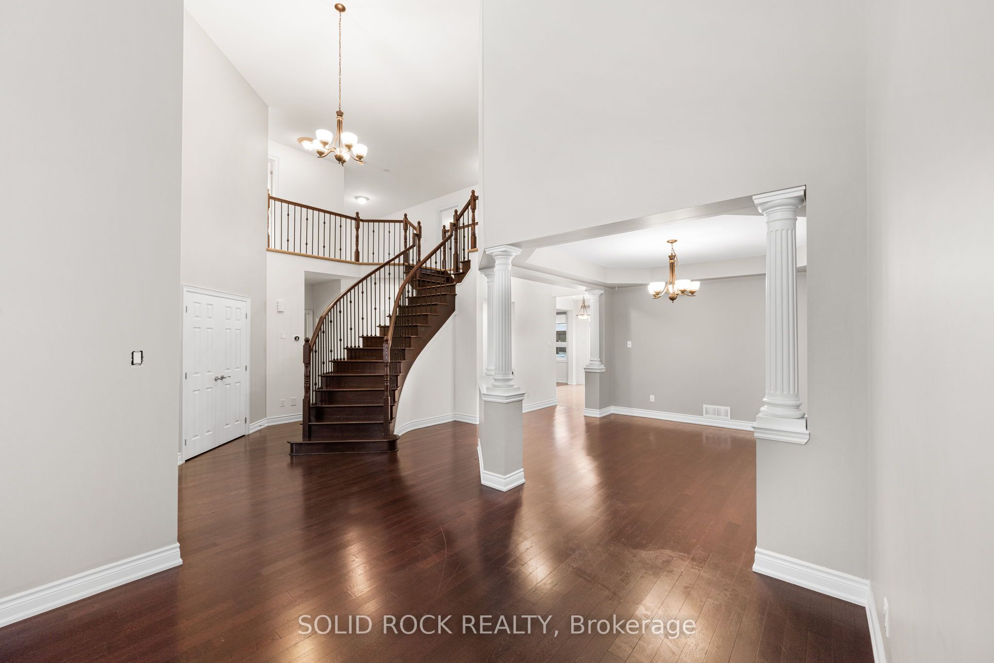 347 Bamburgh Way Property Photo 6