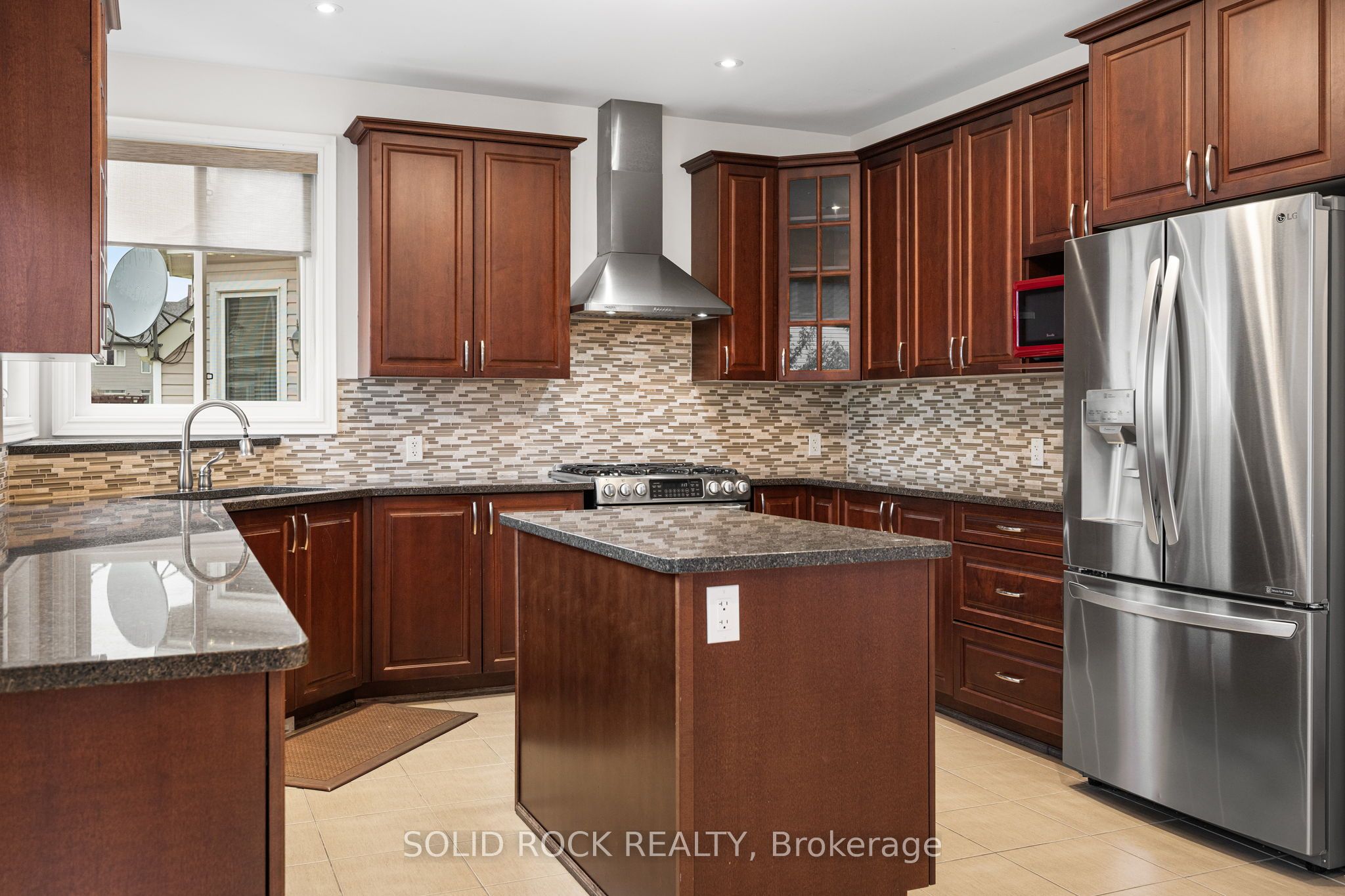 347 Bamburgh Way Property Photo 10