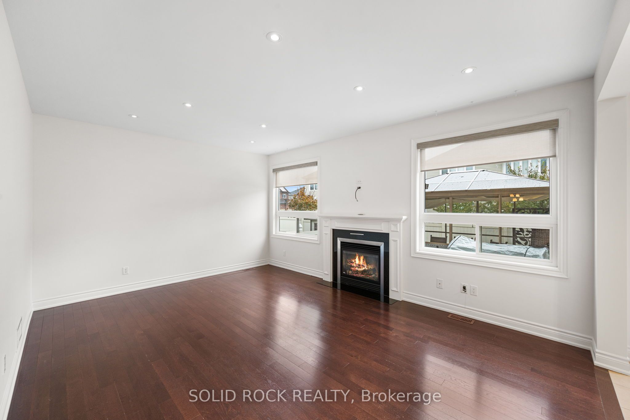 347 Bamburgh Way Property Photo 14
