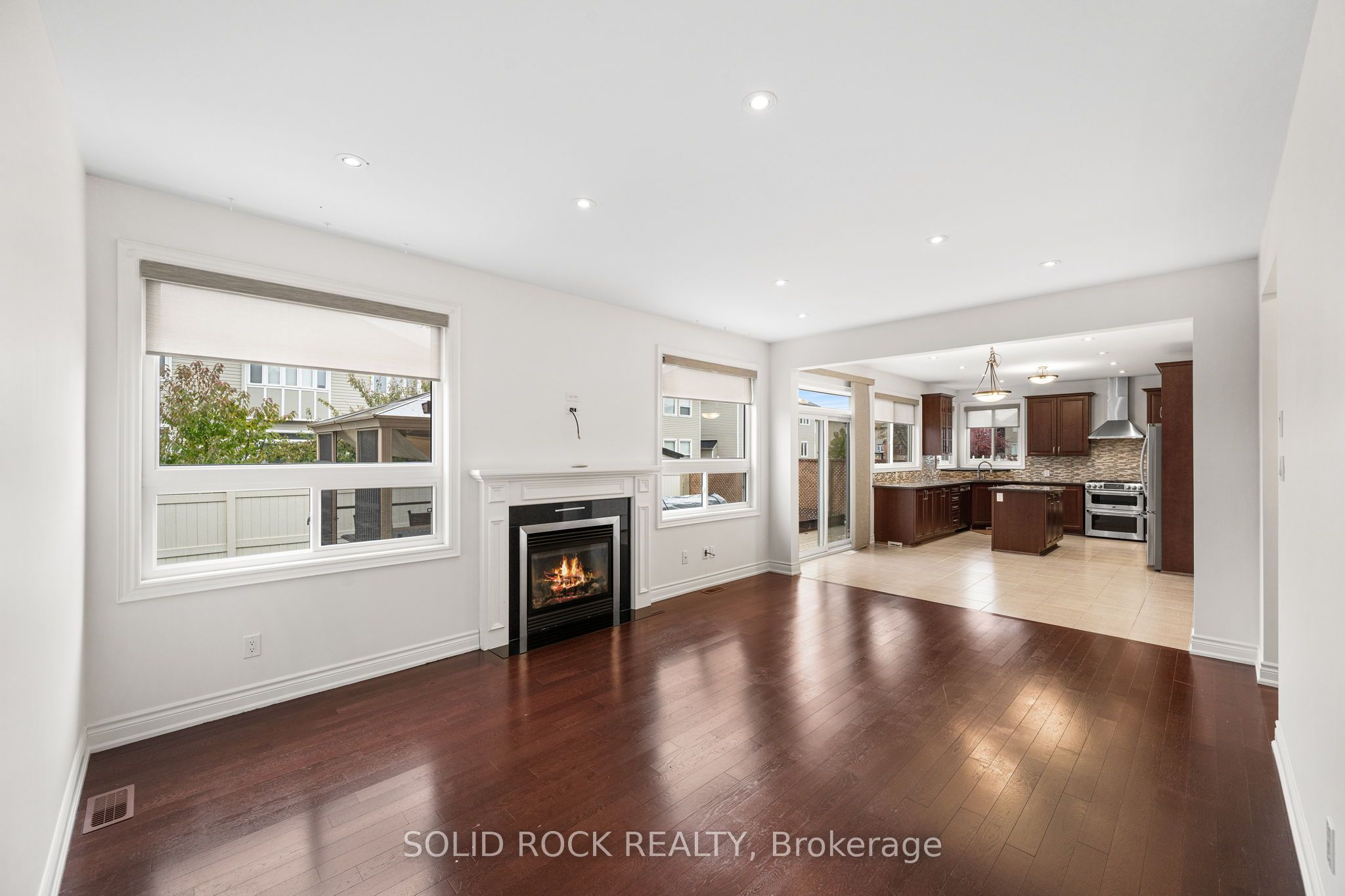 347 Bamburgh Way Property Photo 15