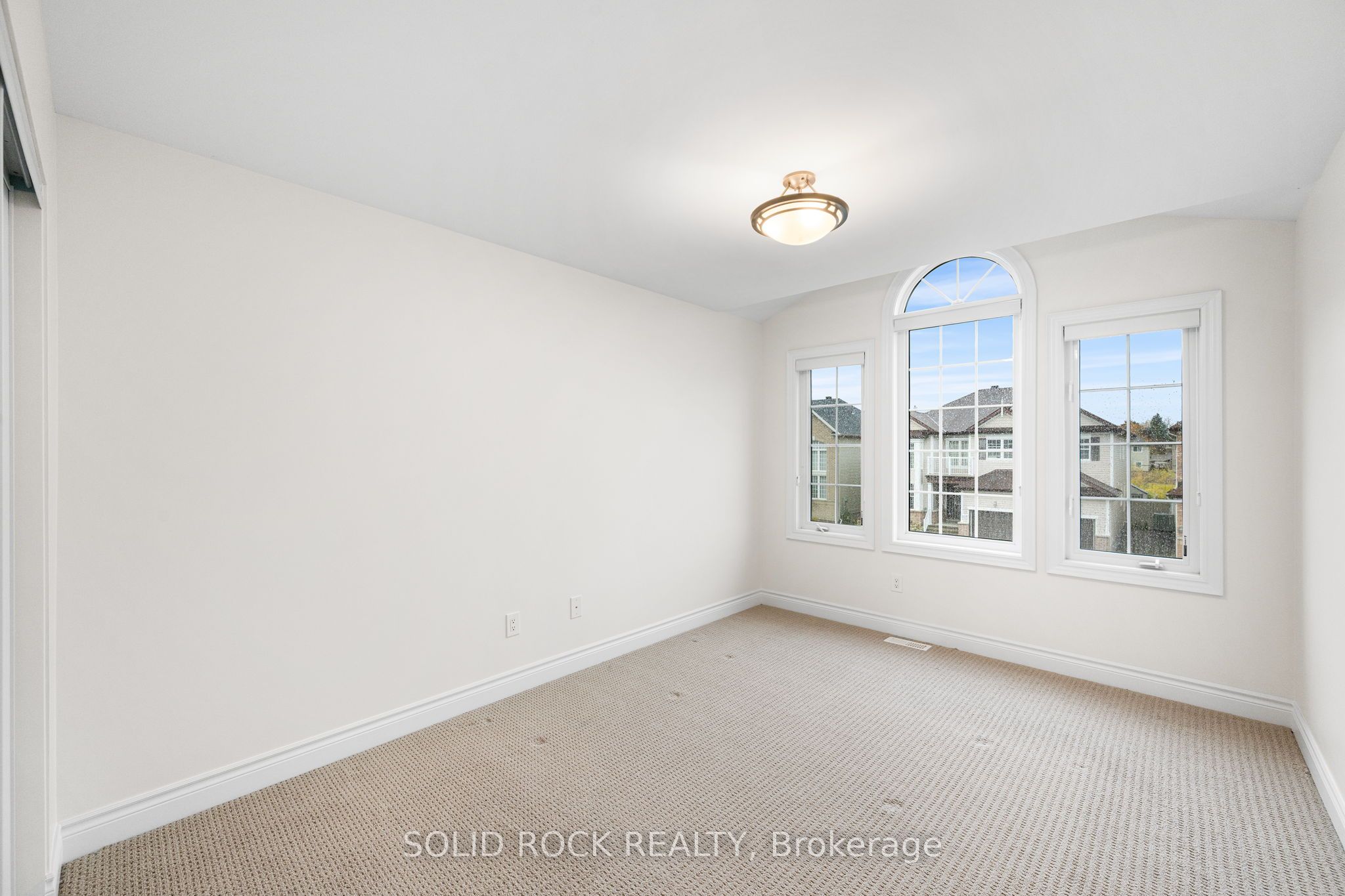 347 Bamburgh Way Property Photo 20
