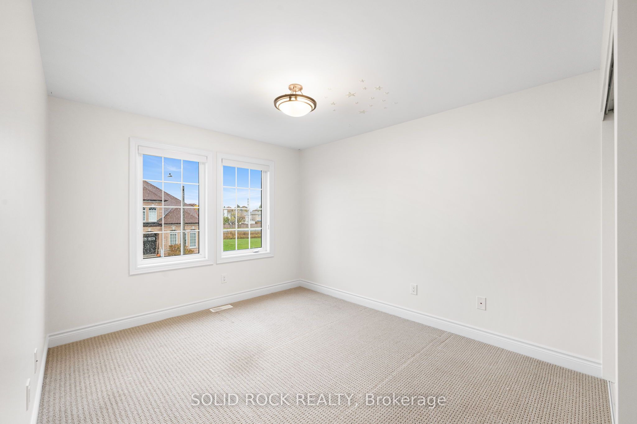 347 Bamburgh Way Property Photo 22