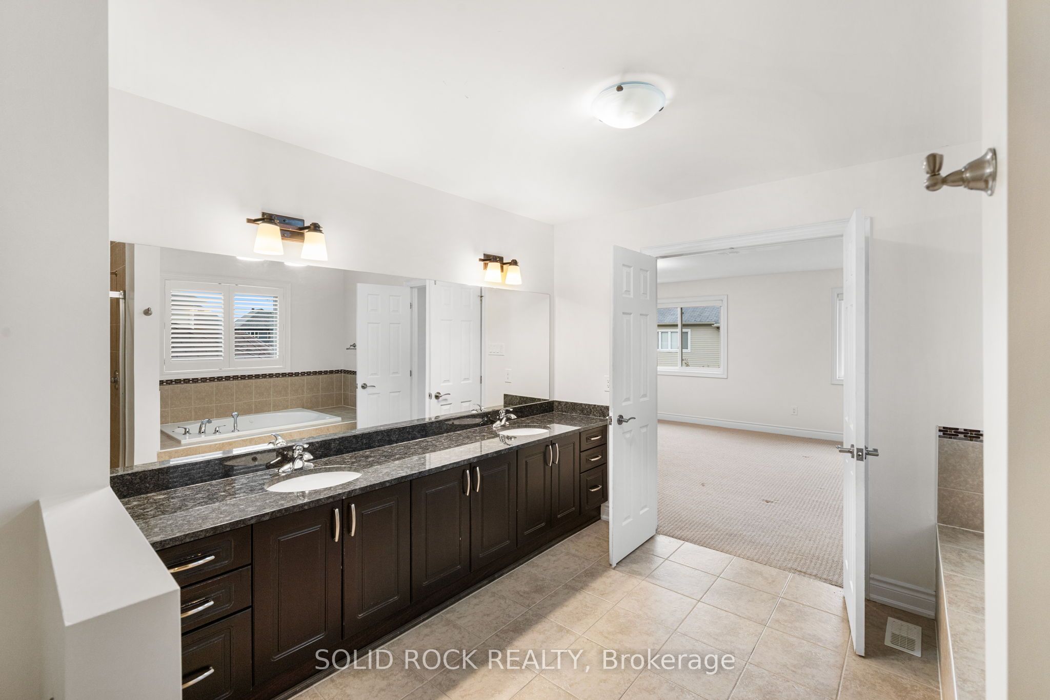 347 Bamburgh Way Property Photo 27