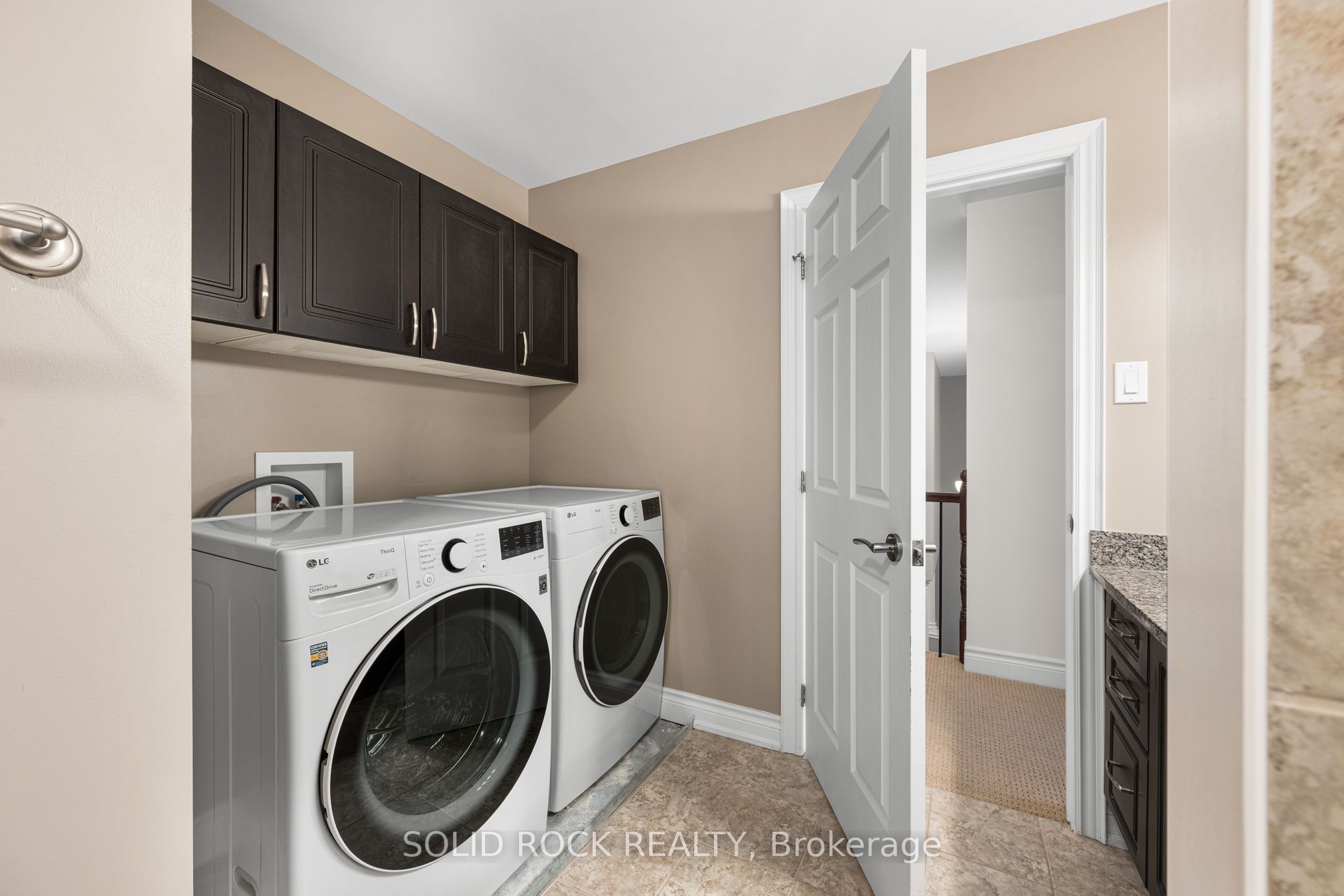 347 Bamburgh Way Property Photo 32