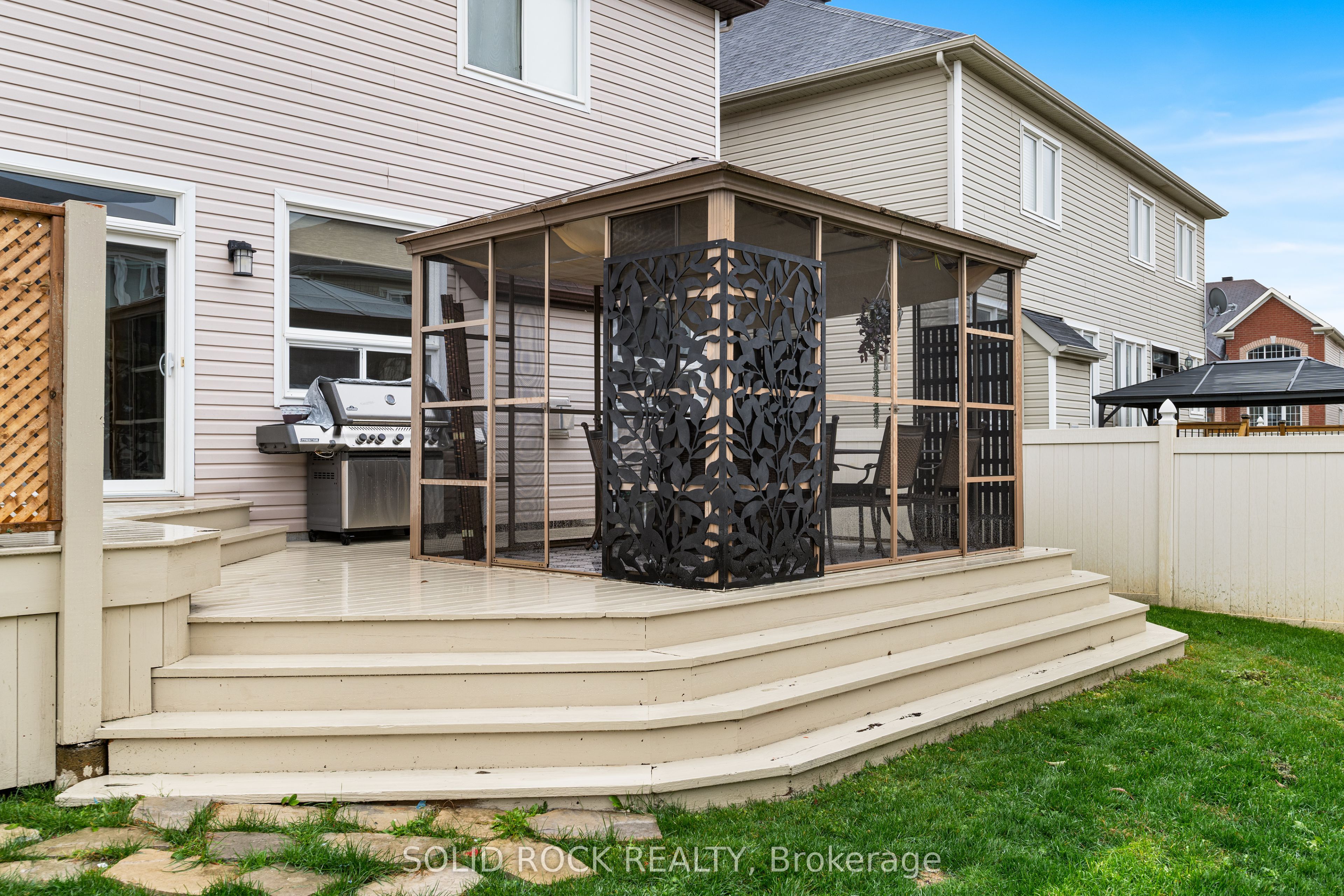 347 Bamburgh Way Property Photo 39
