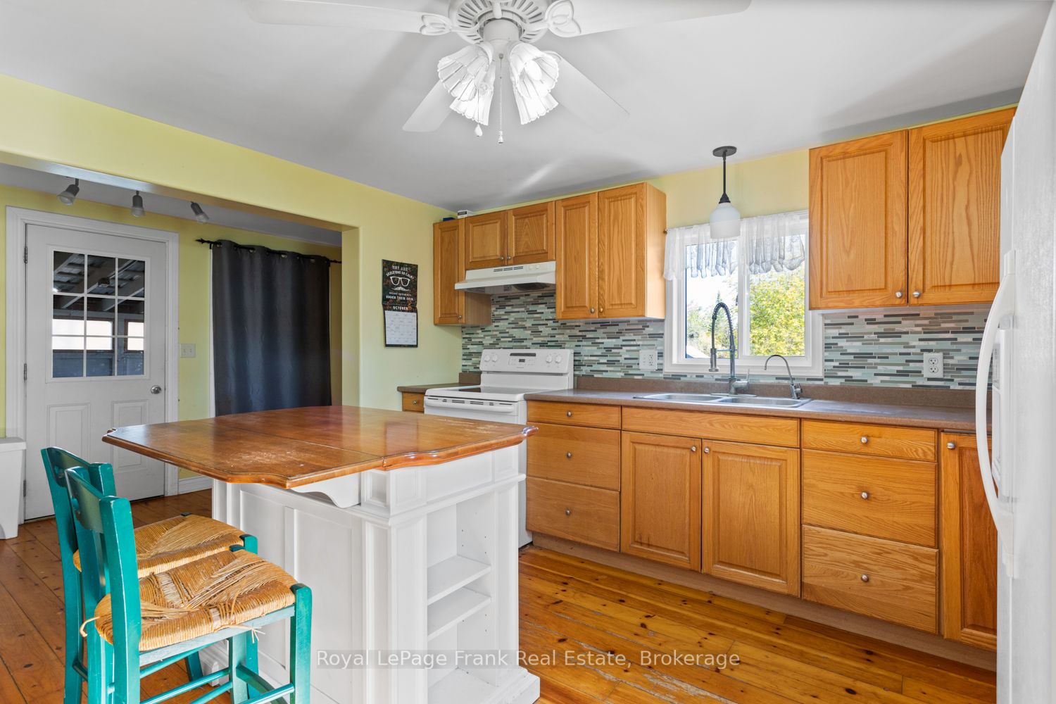 15880 62 Highway Property Photo 8