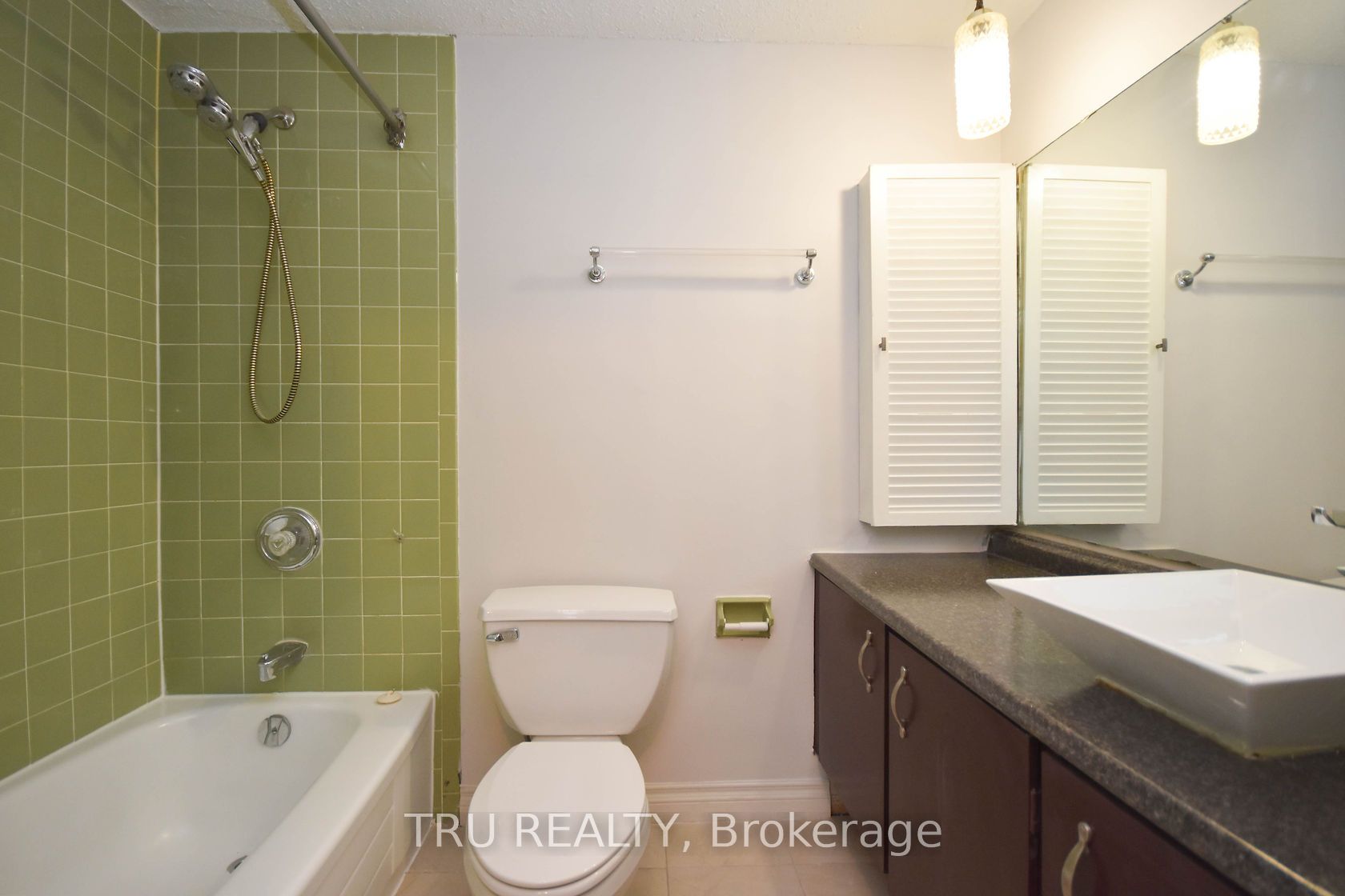 1505 Baseline Road 807 Property Photo 18