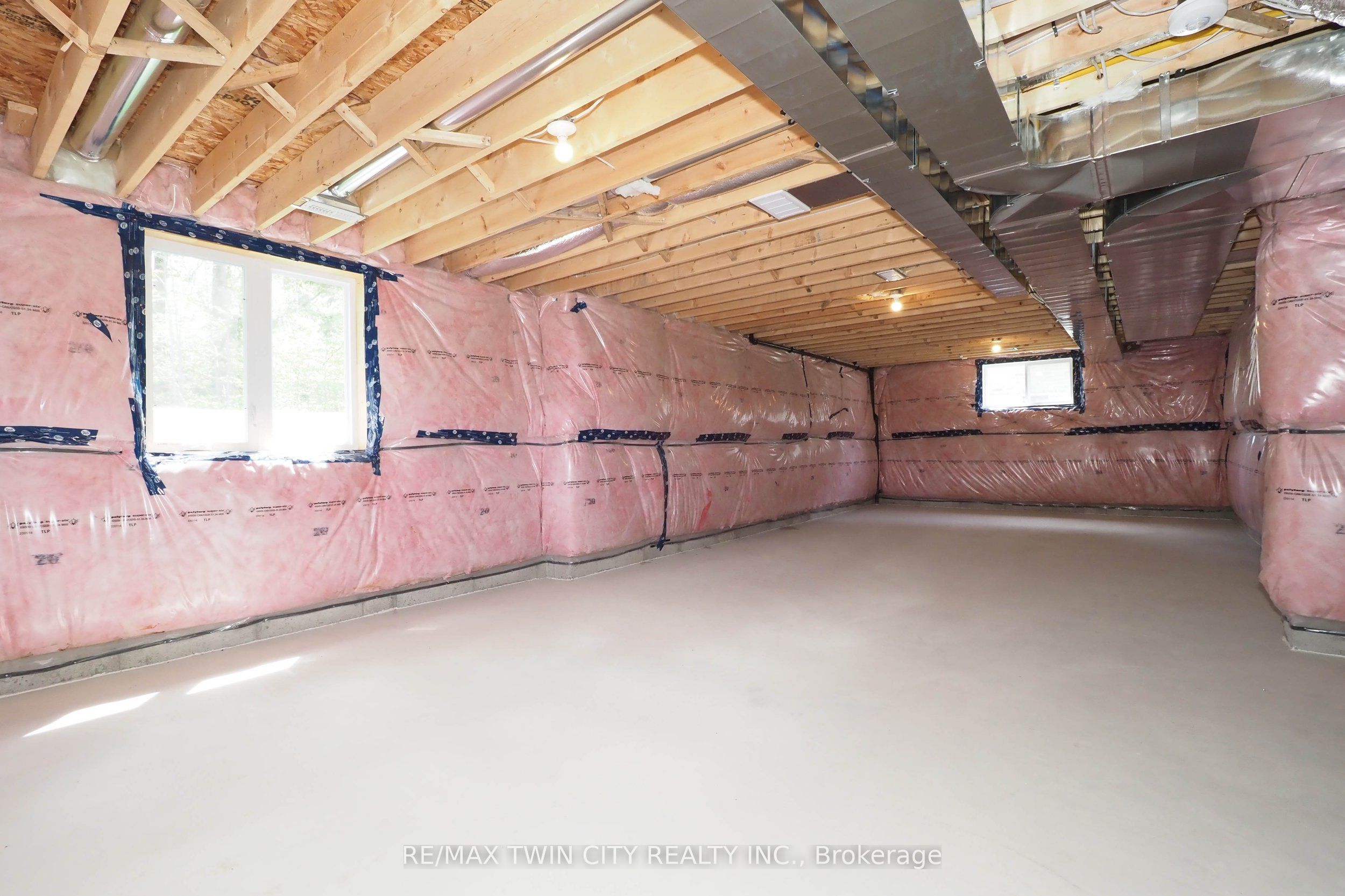 220 Jeffrey Place Property Photo 38